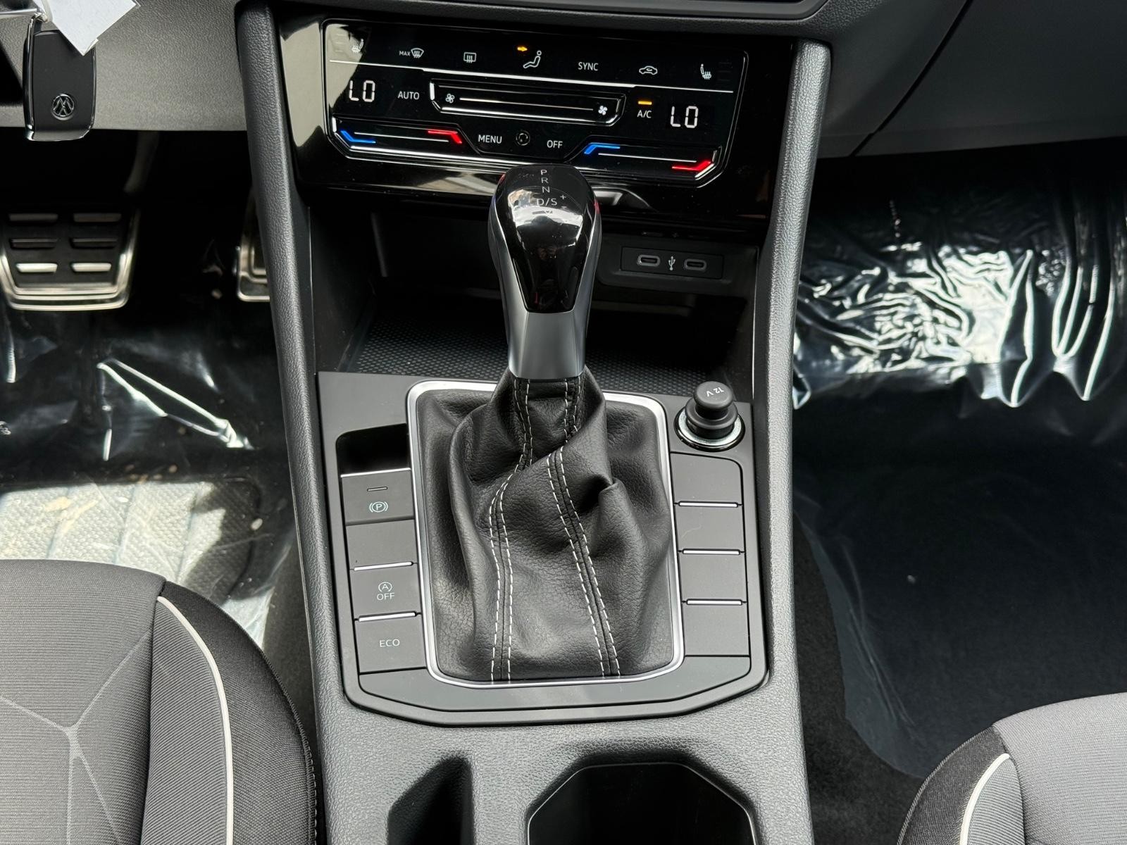 Volkswagen Jetta Vehicle Image 08
