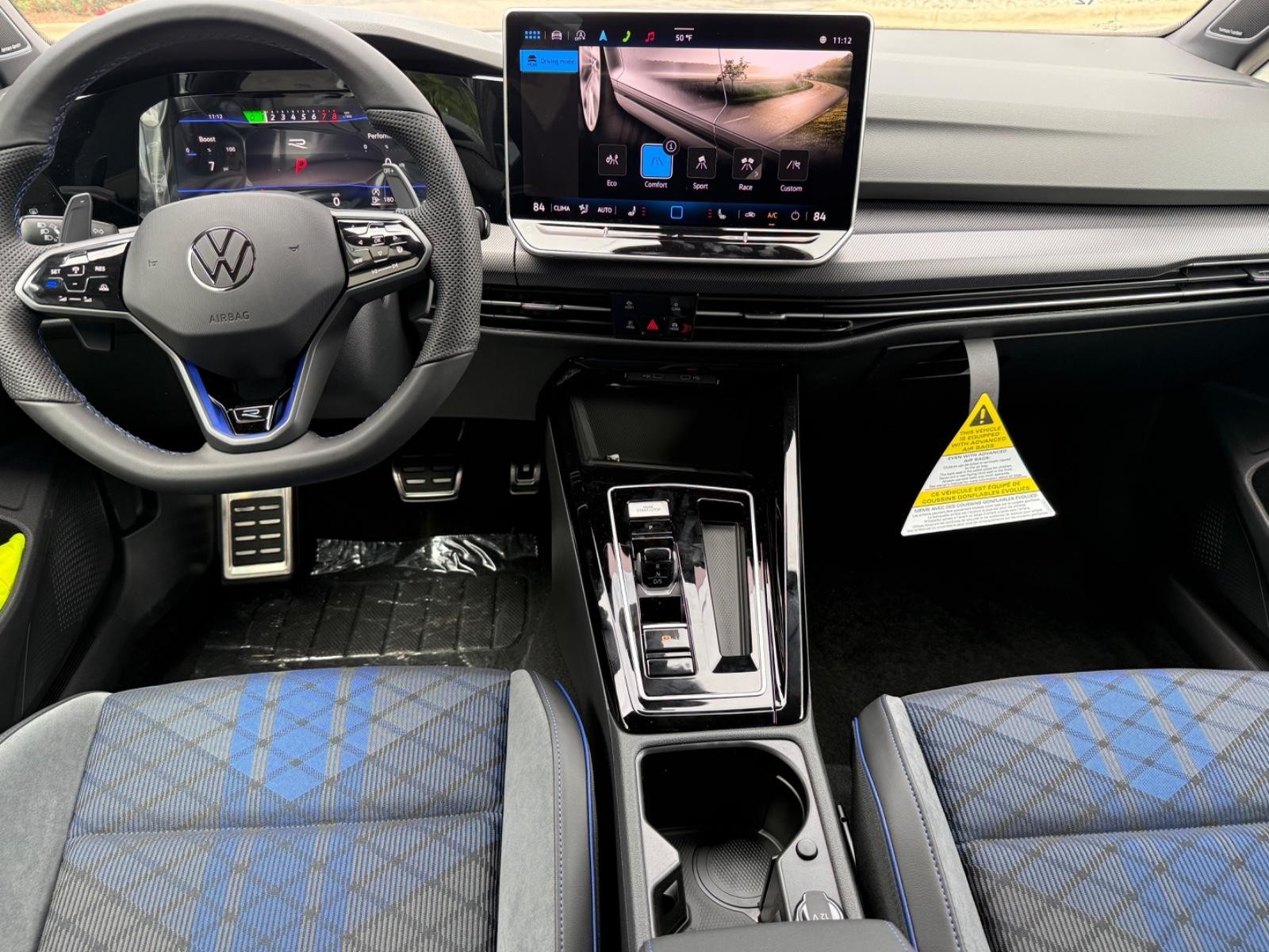 Volkswagen Golf R Vehicle Image 06