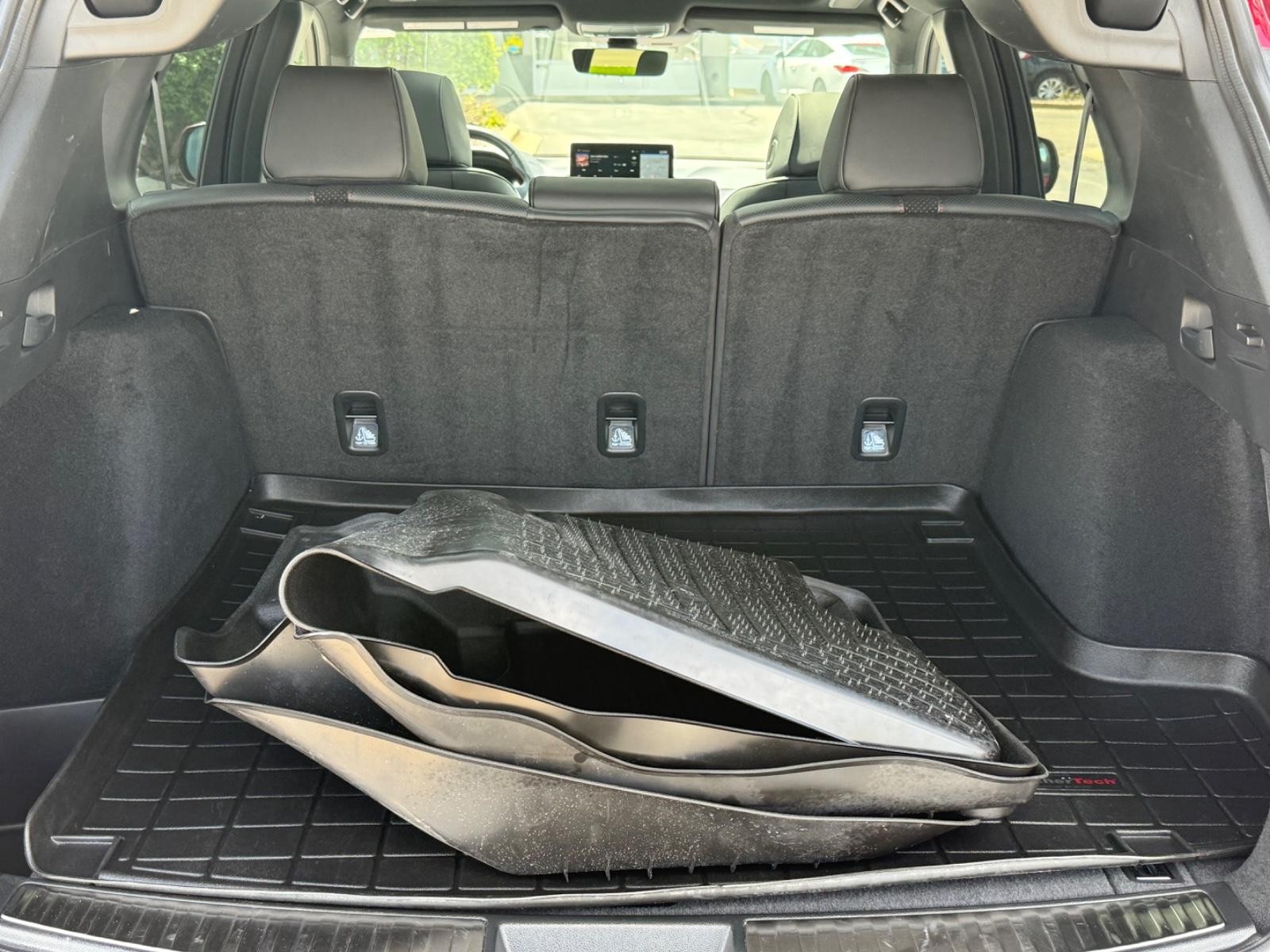 Acura RDX Vehicle Full-screen Gallery Image 05
