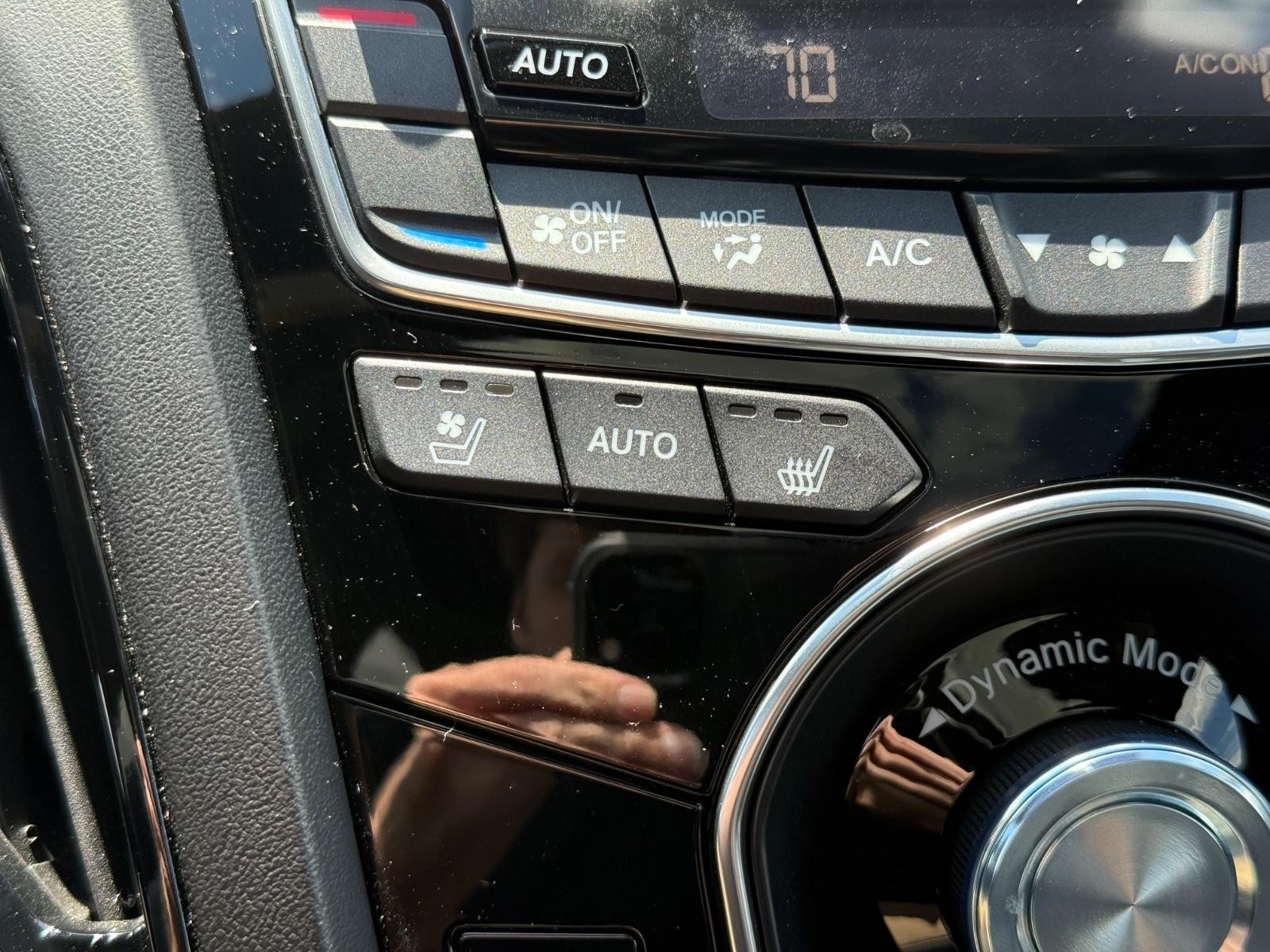 Acura RDX Vehicle Full-screen Gallery Image 21