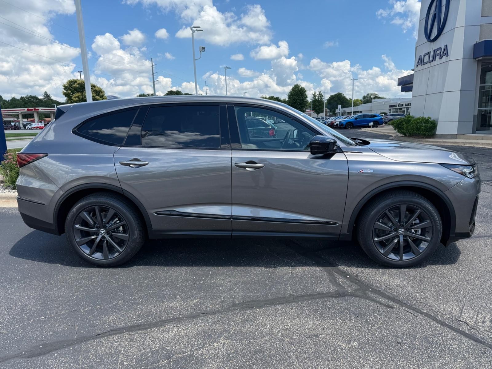 Acura MDX Vehicle Image 02
