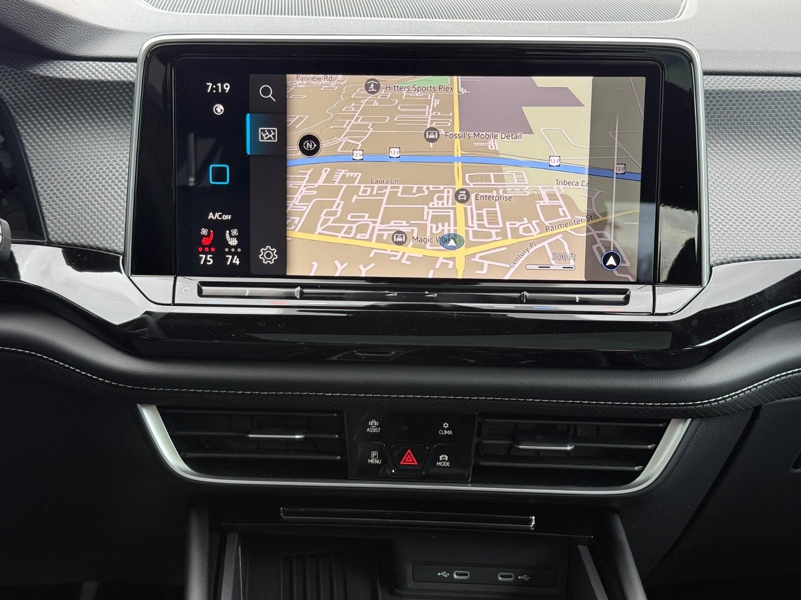 Volkswagen Atlas Cross Sport Vehicle Image 07