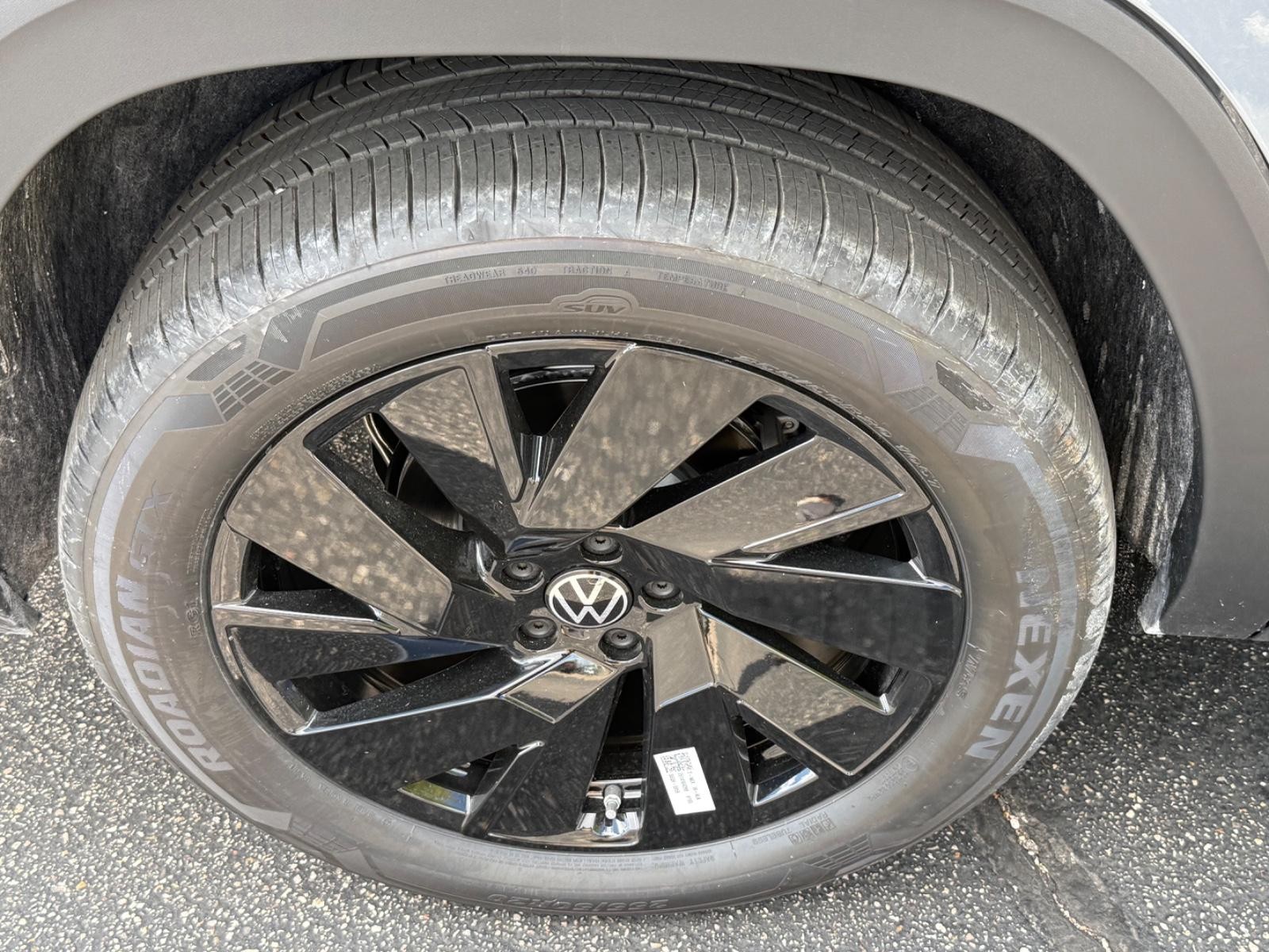 Volkswagen Atlas Vehicle Image 05