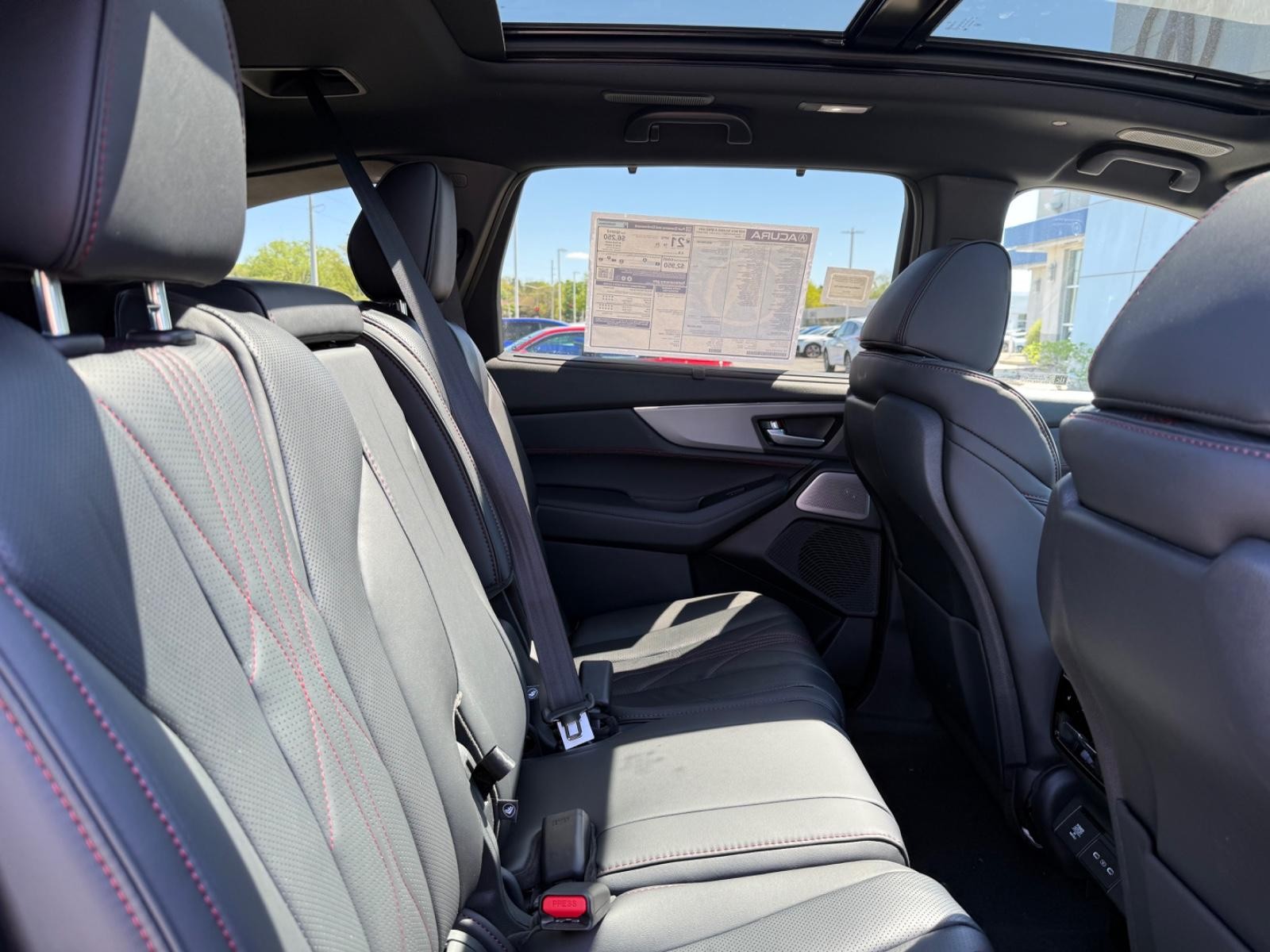 Acura MDX Vehicle Image 05