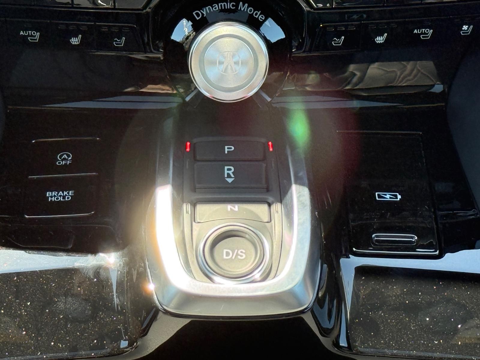 Acura MDX Vehicle Image 08