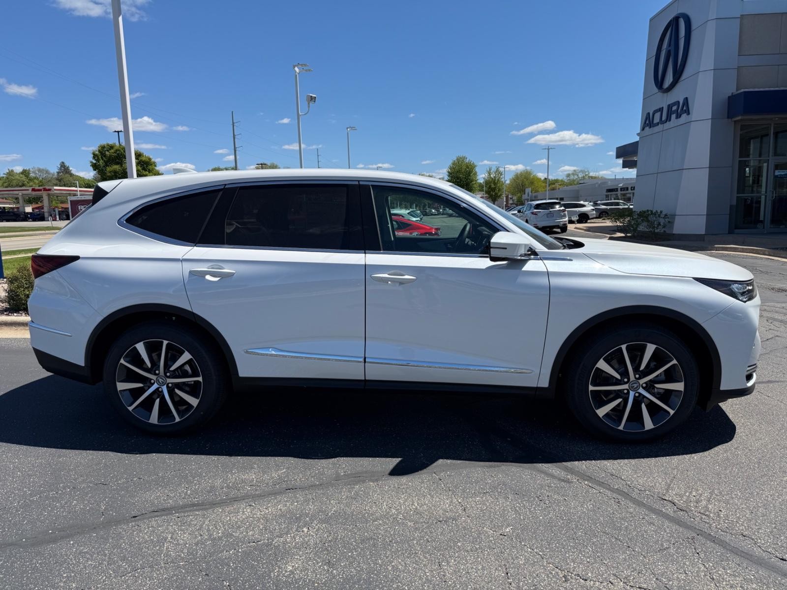 Acura MDX Vehicle Image 02