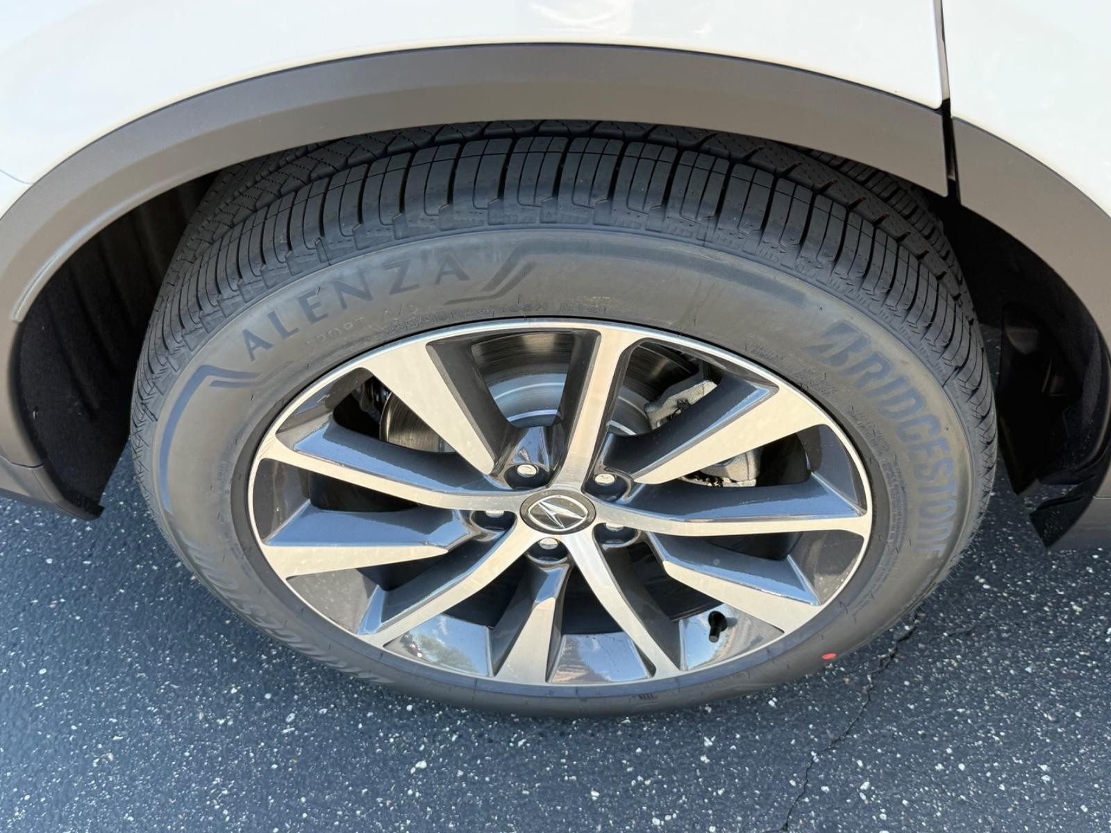 Acura MDX Vehicle Image 04
