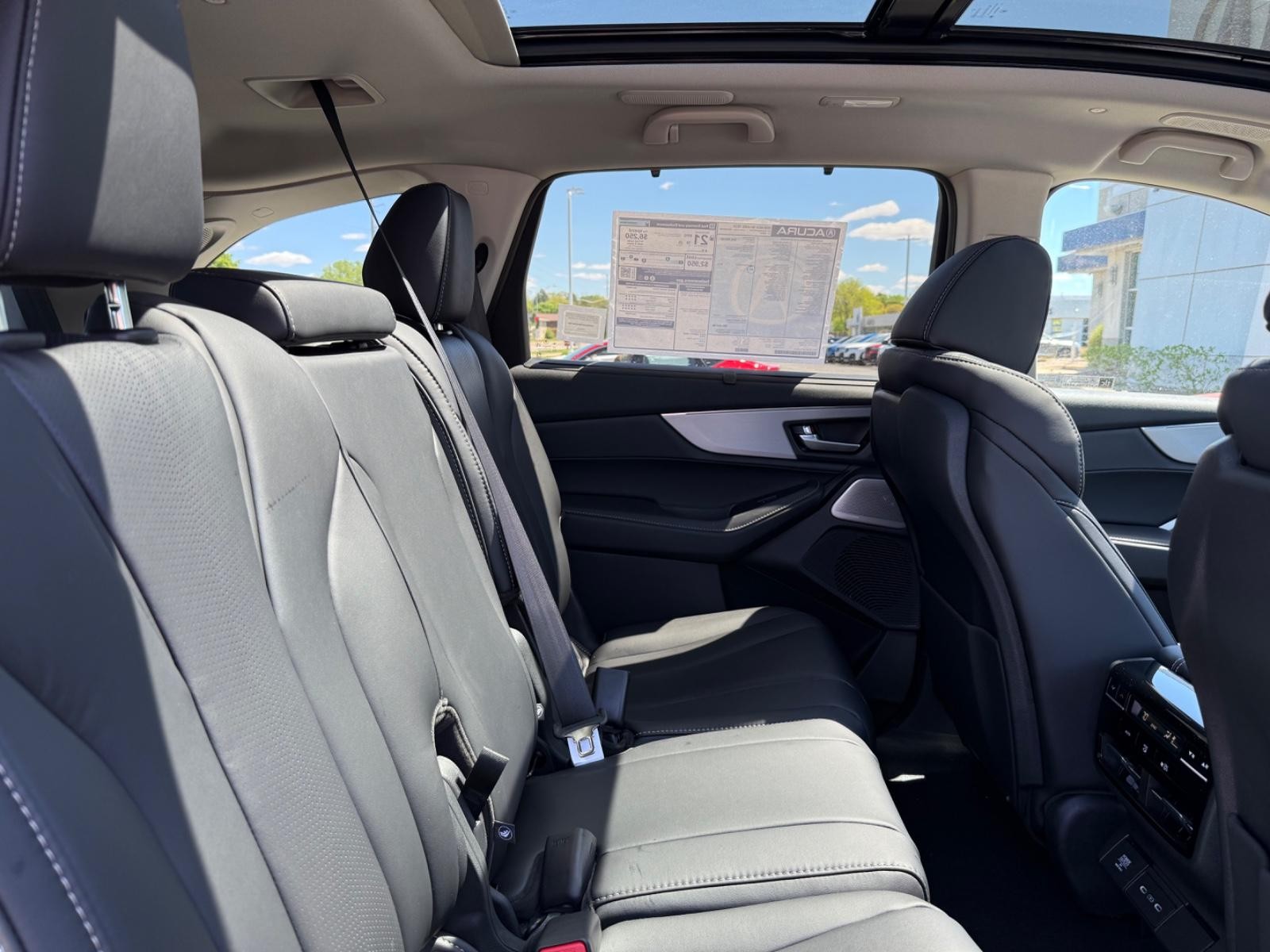 Acura MDX Vehicle Image 05