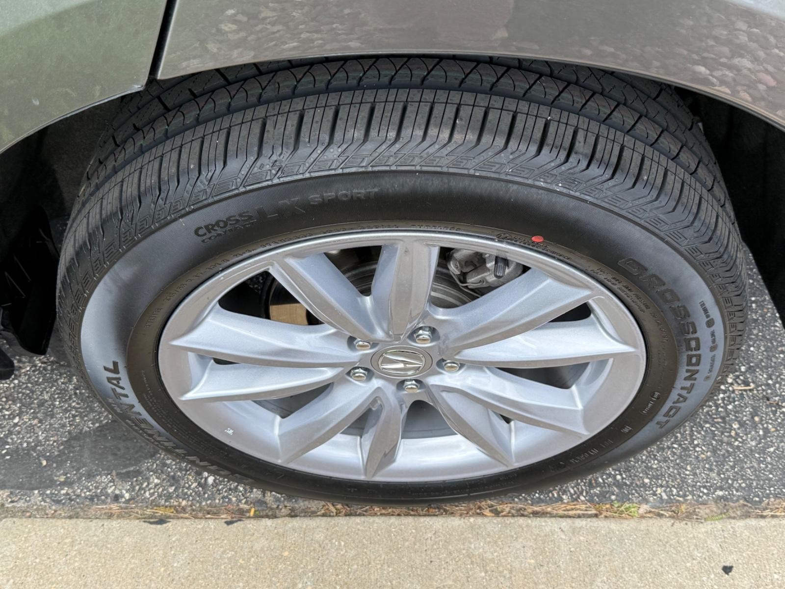 Acura RDX Vehicle Full-screen Gallery Image 07