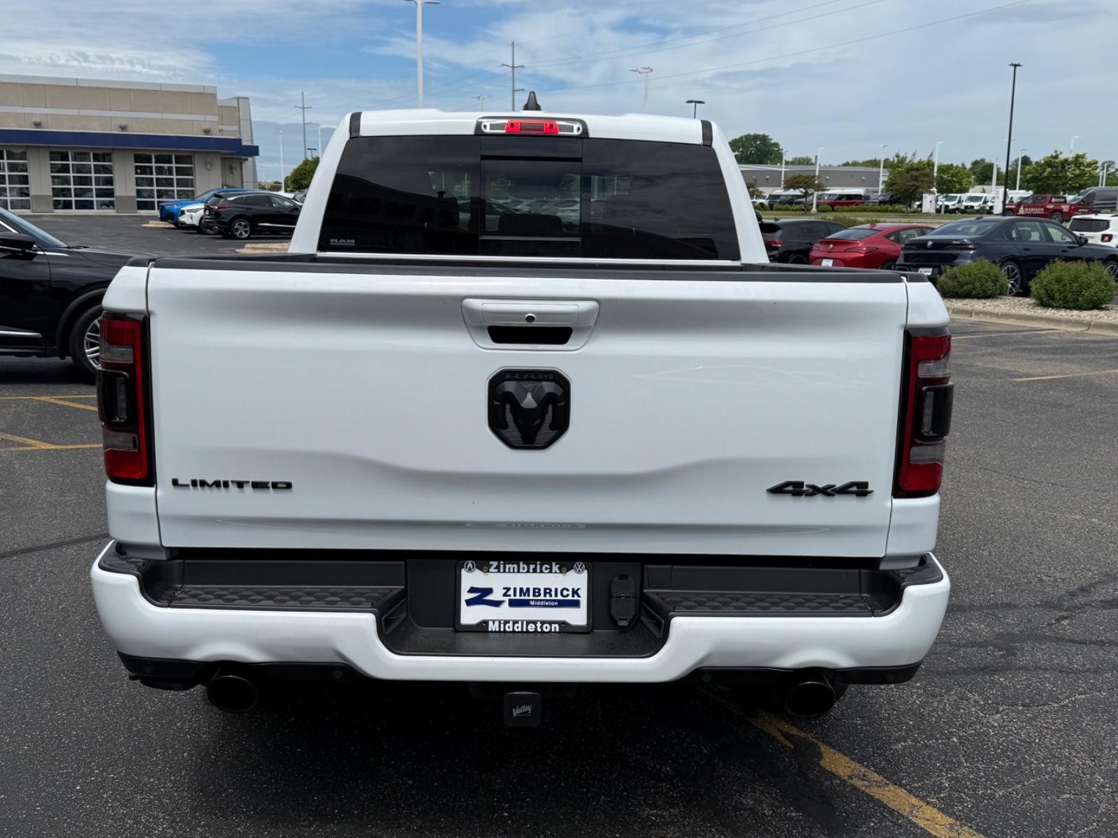 Ram 1500 Vehicle Image 04