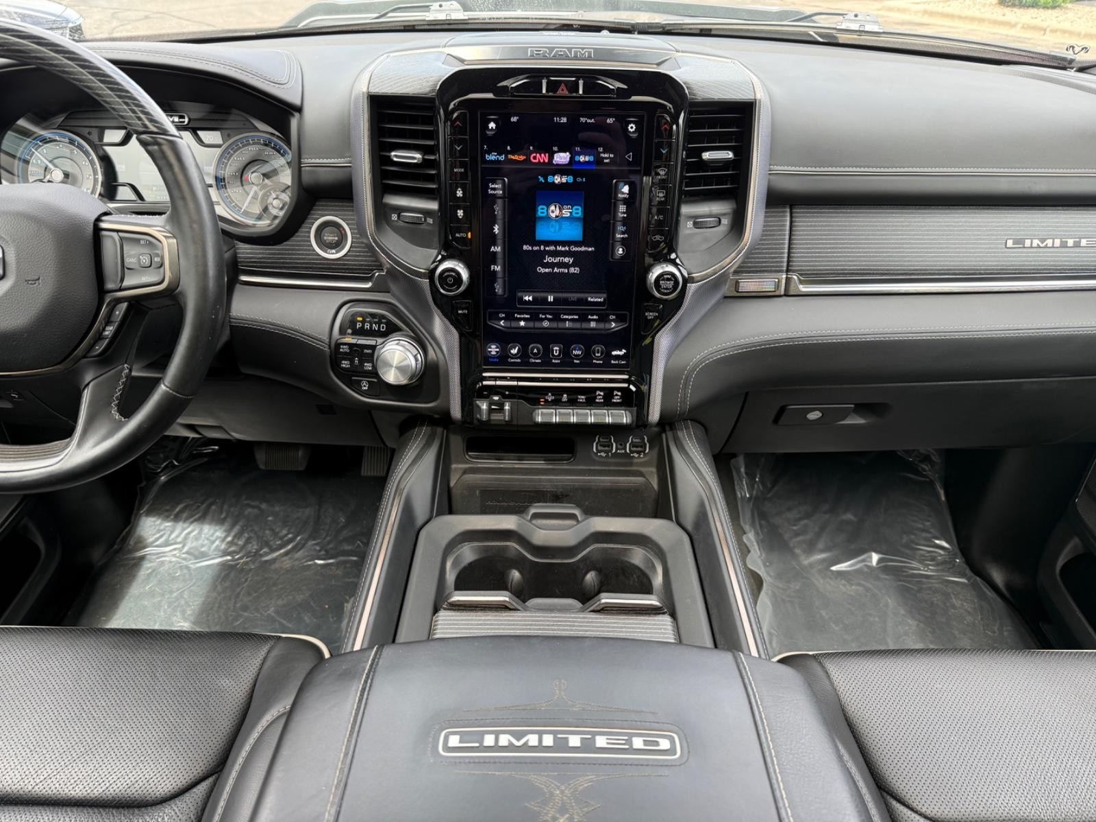 Ram 1500 Vehicle Image 11