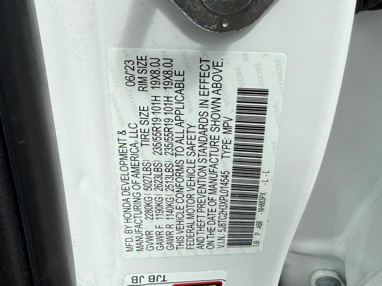 Acura RDX Vehicle Full-screen Gallery Image 24