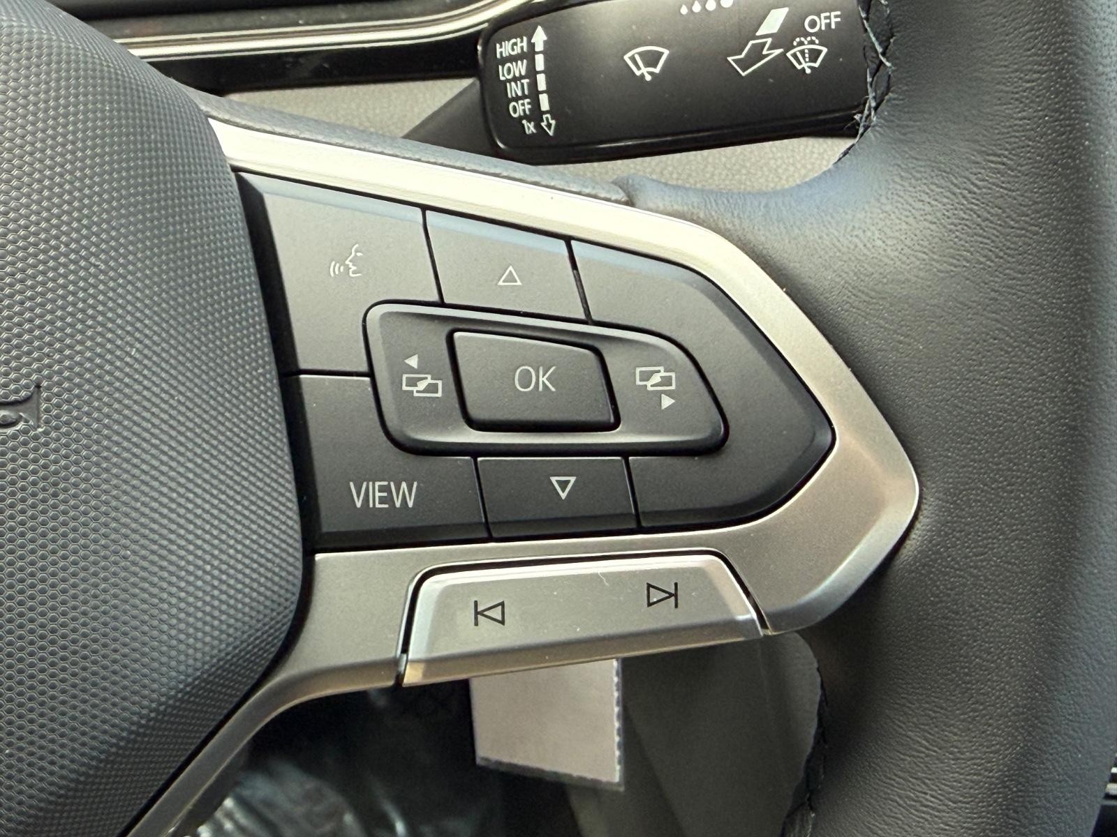 Volkswagen Jetta Vehicle Image 13