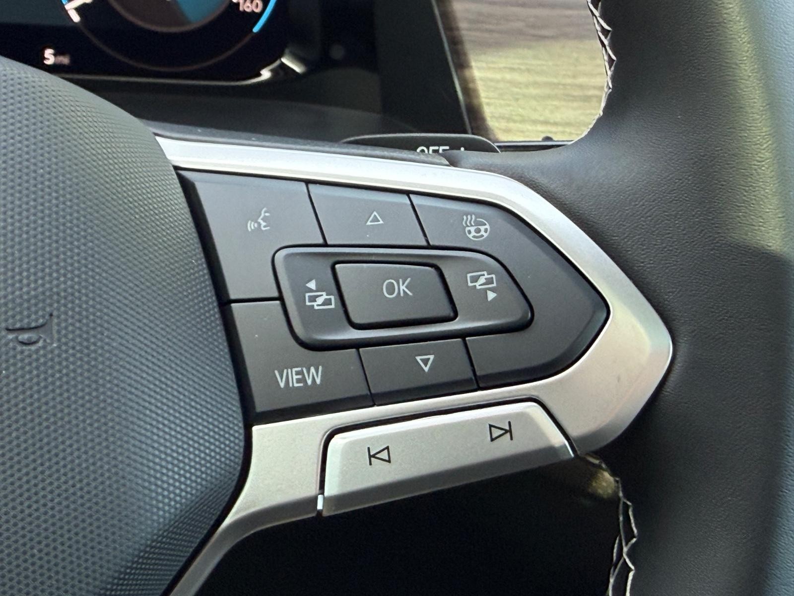Volkswagen Atlas Vehicle Image 13