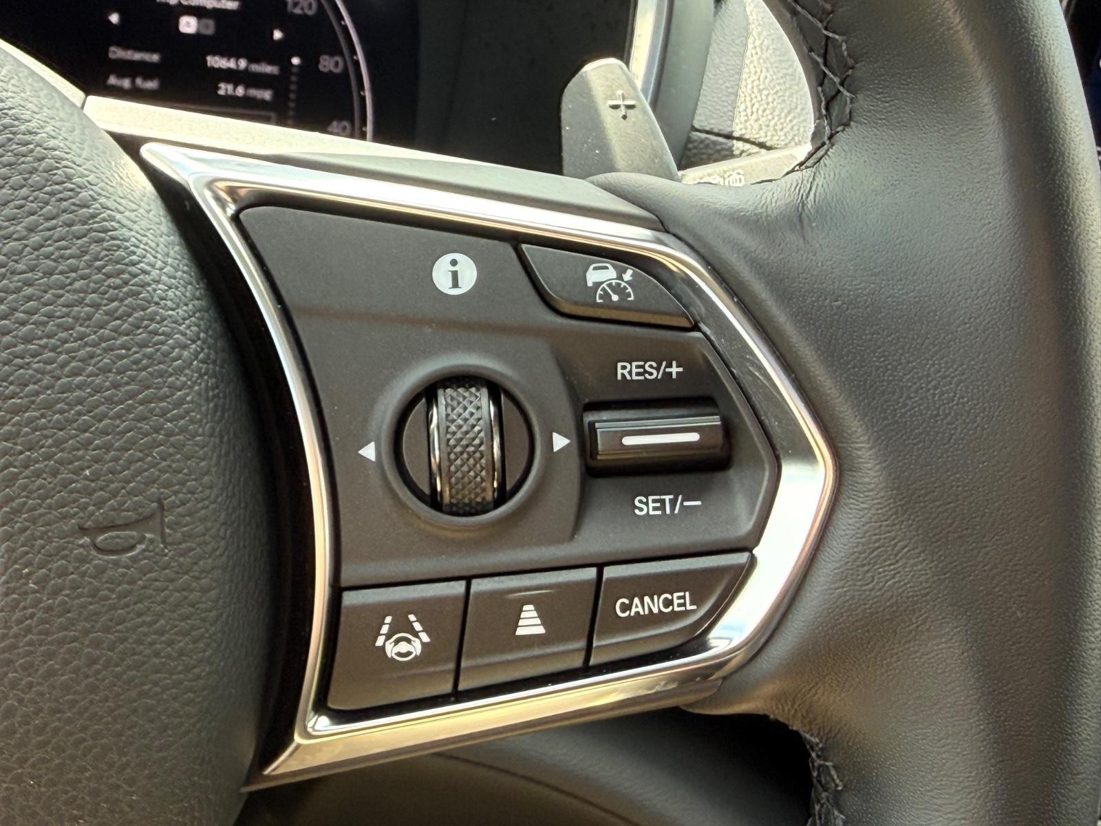 Acura MDX Vehicle Full-screen Gallery Image 18