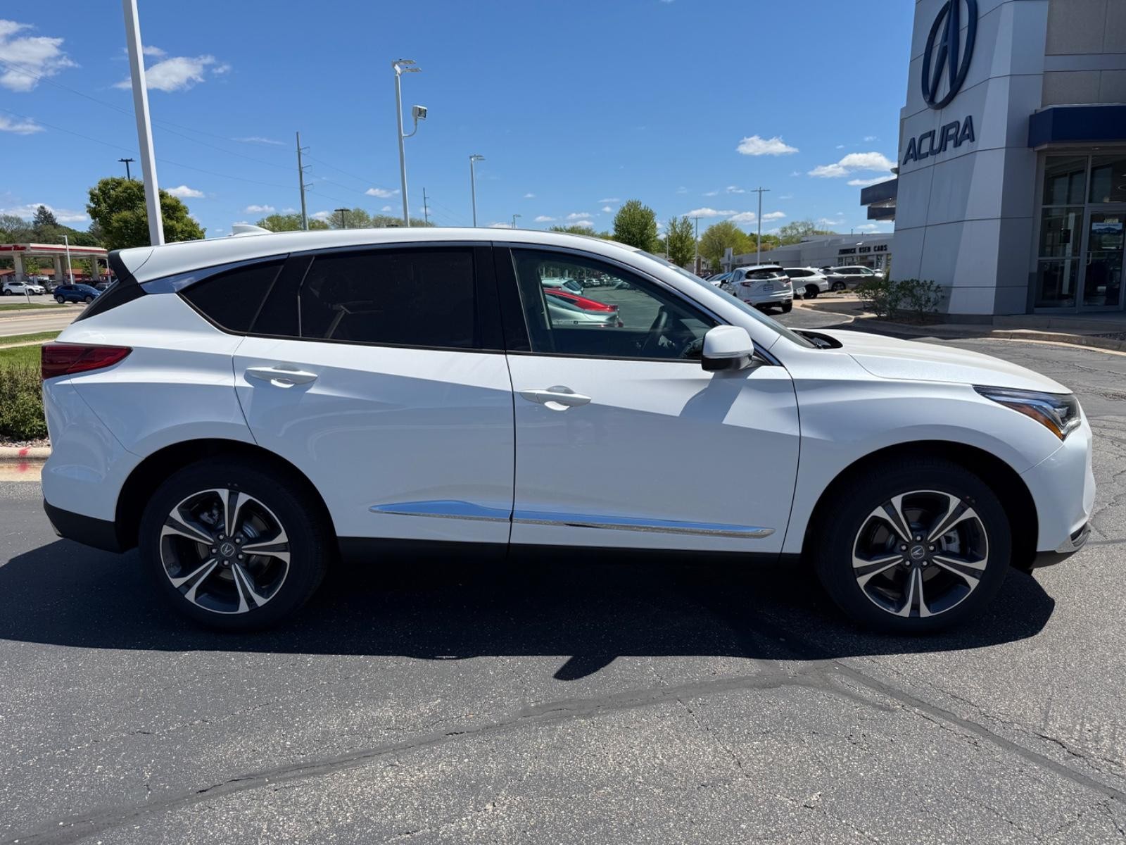 Acura RDX Vehicle Image 02