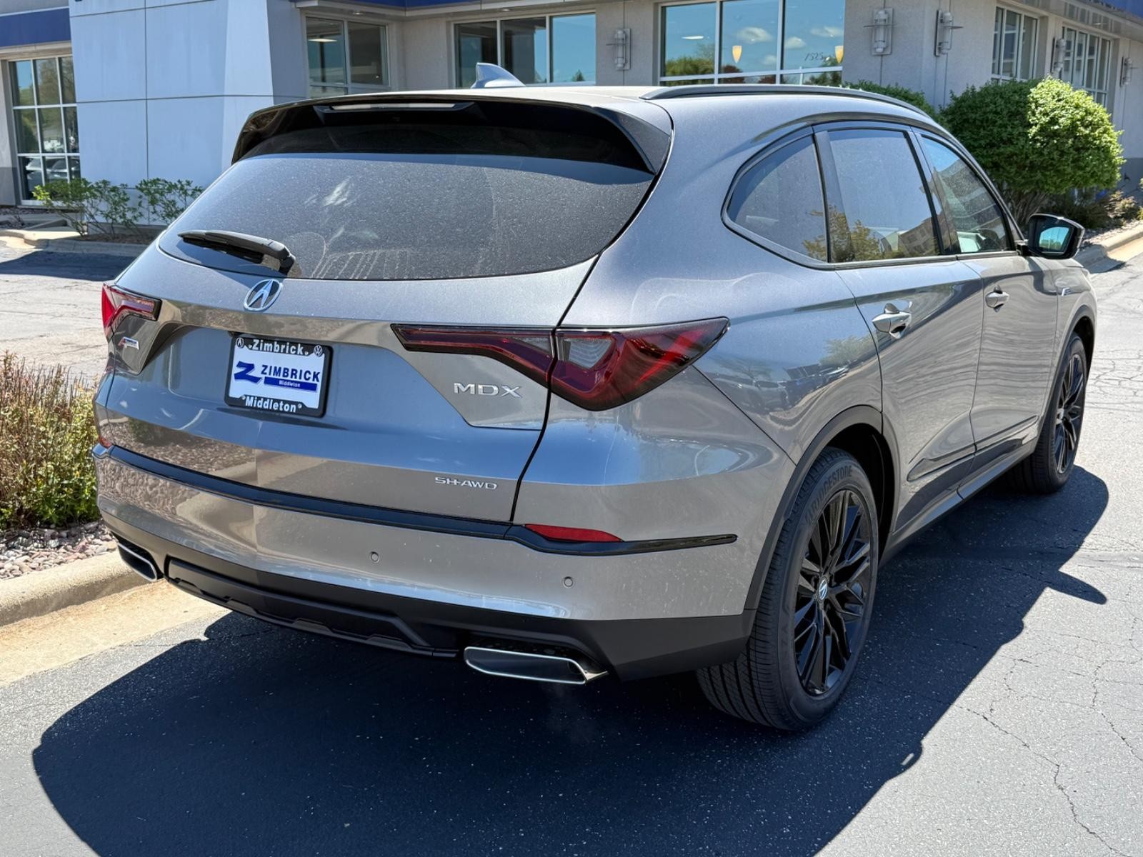 Acura MDX Vehicle Image 03