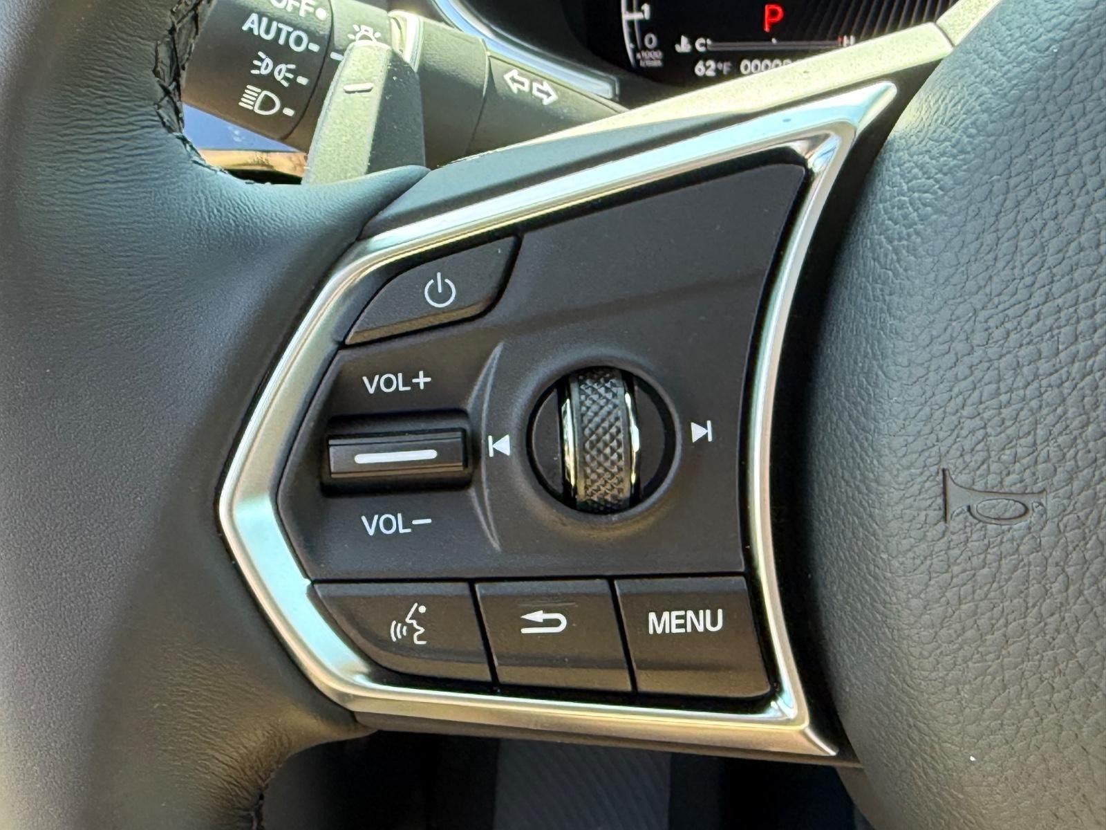 Acura MDX Vehicle Image 12