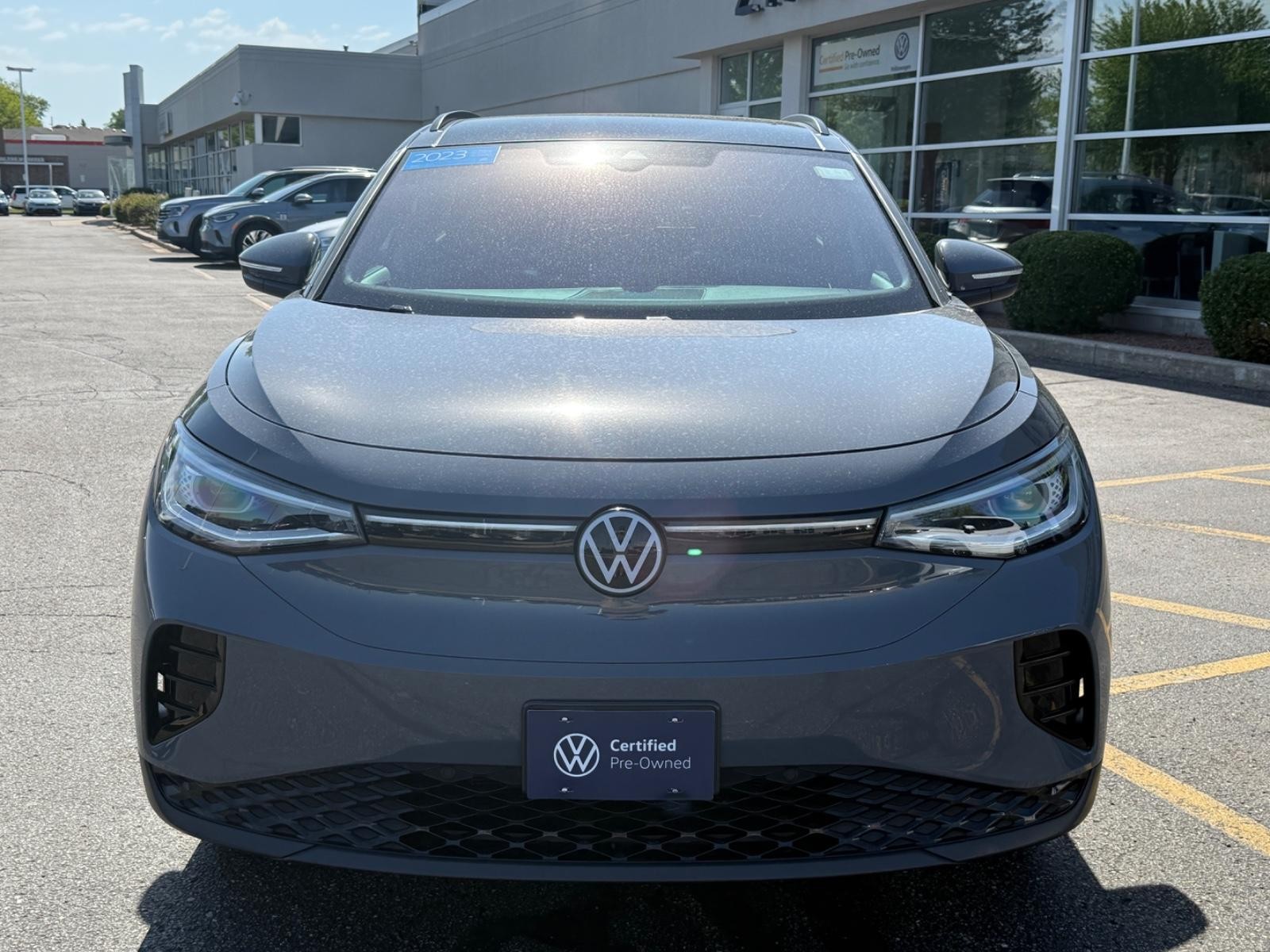 Volkswagen ID.4 Vehicle Image 09