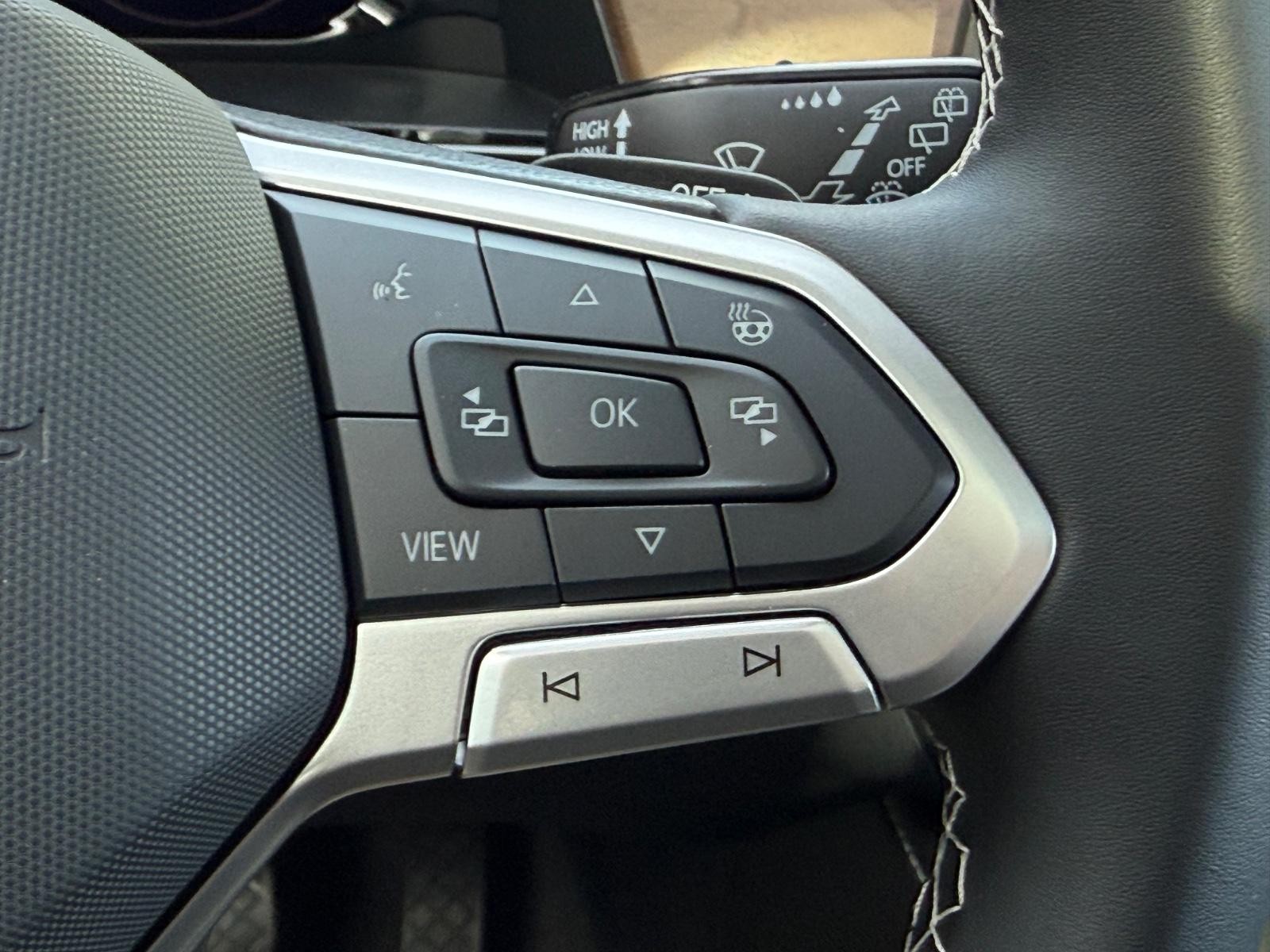 Volkswagen Atlas Vehicle Image 13
