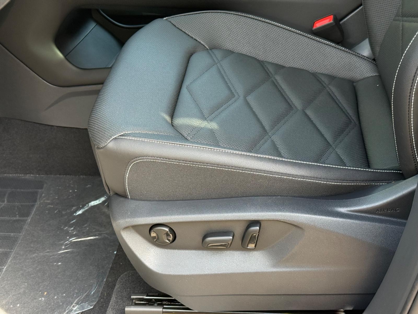 Volkswagen Atlas Vehicle Image 17