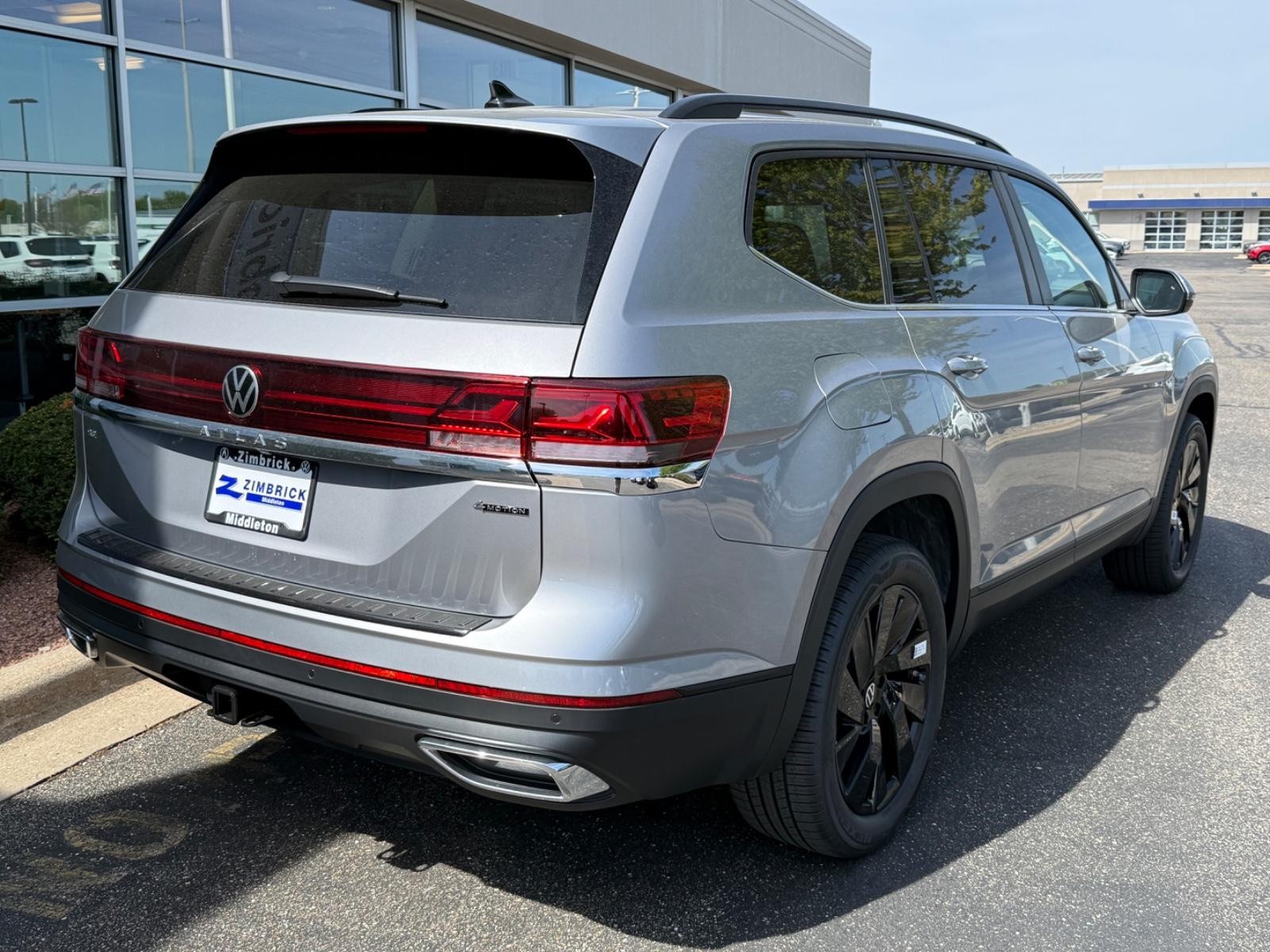 Volkswagen Atlas Vehicle Image 03