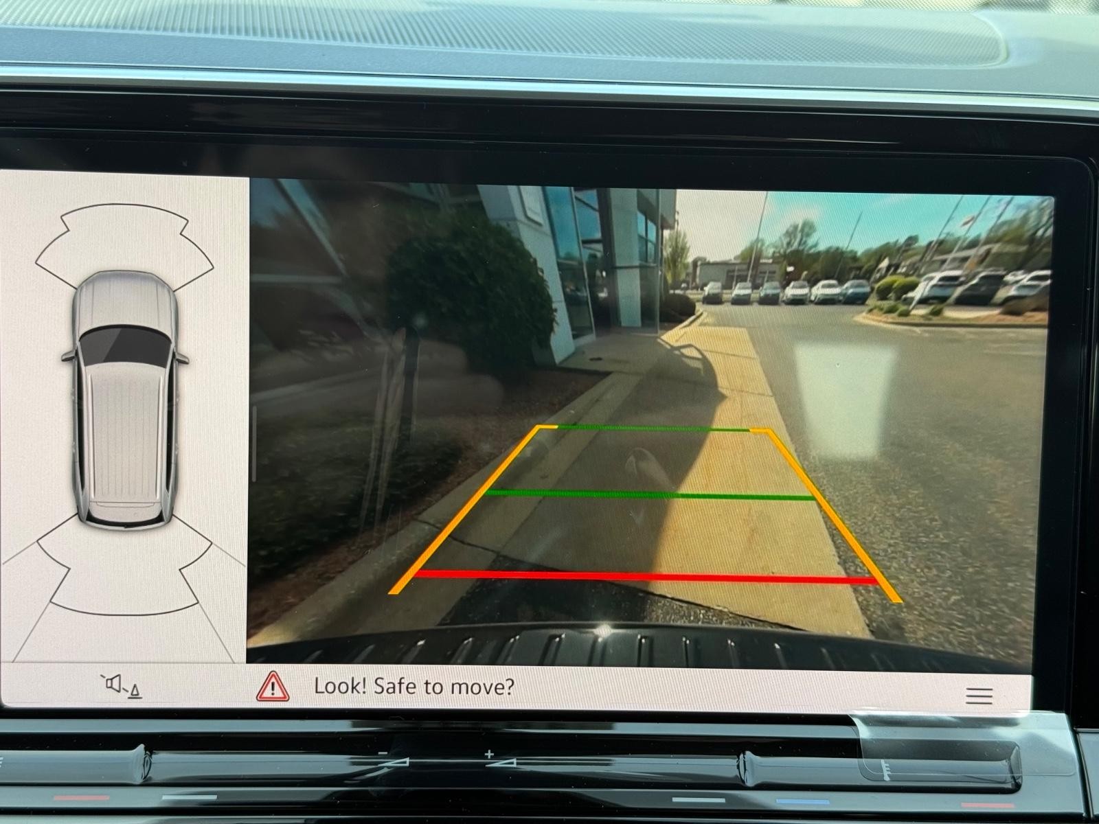 Volkswagen Atlas Vehicle Image 14