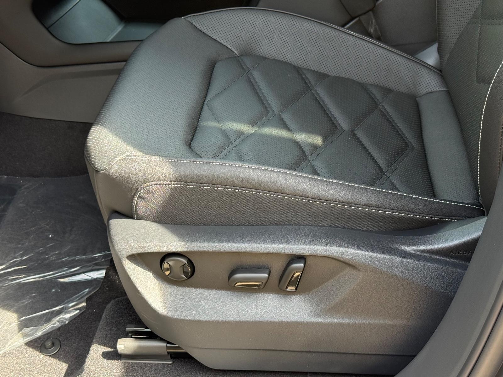 Volkswagen Atlas Vehicle Image 17