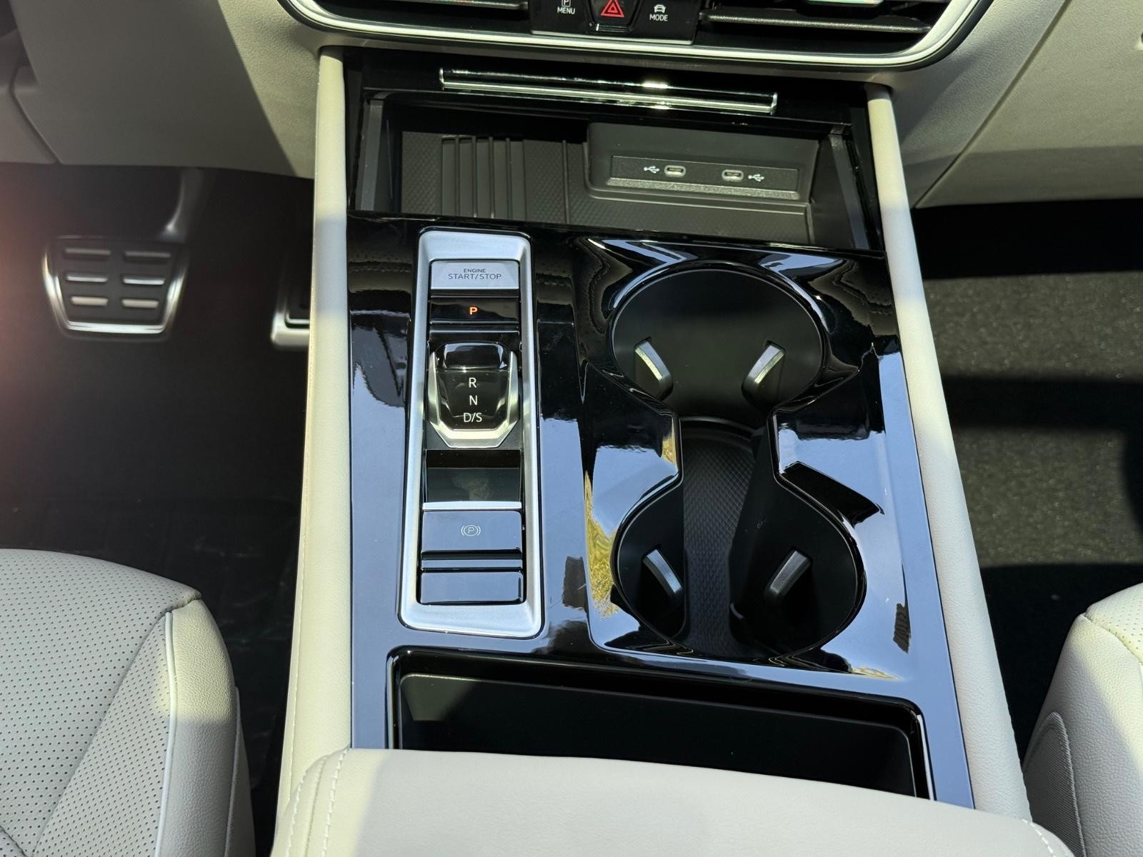 Volkswagen Atlas Vehicle Image 08