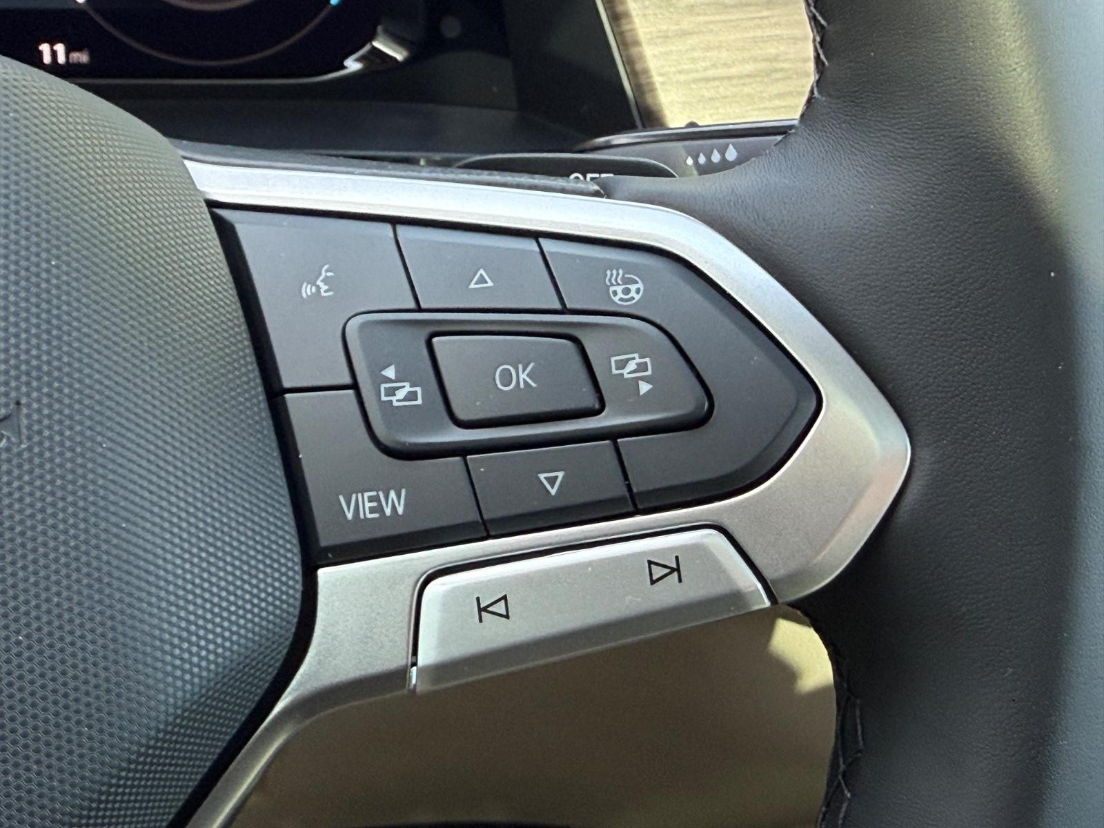 Volkswagen Atlas Vehicle Image 12