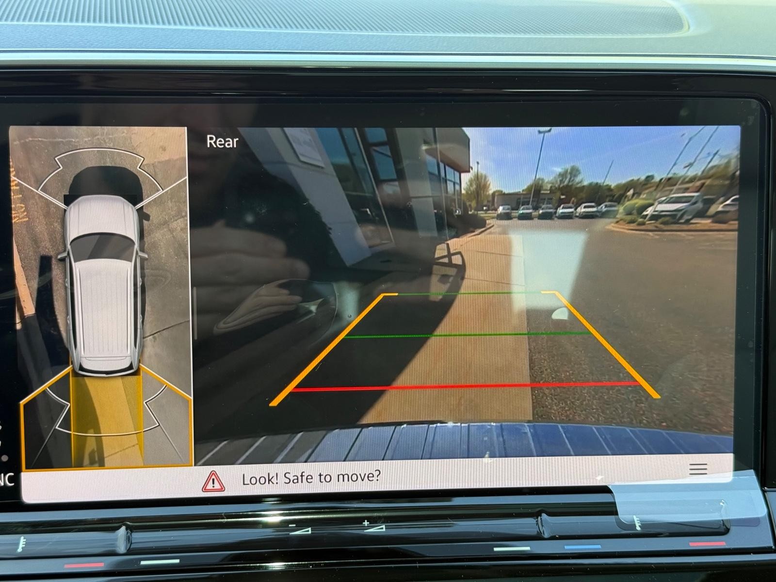 Volkswagen Atlas Vehicle Image 13