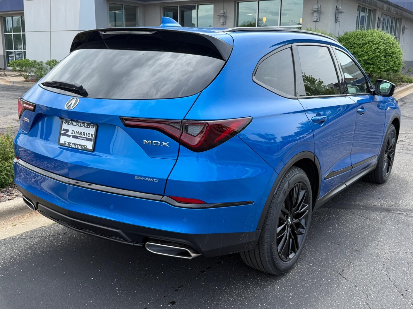 Acura MDX Vehicle Image 03