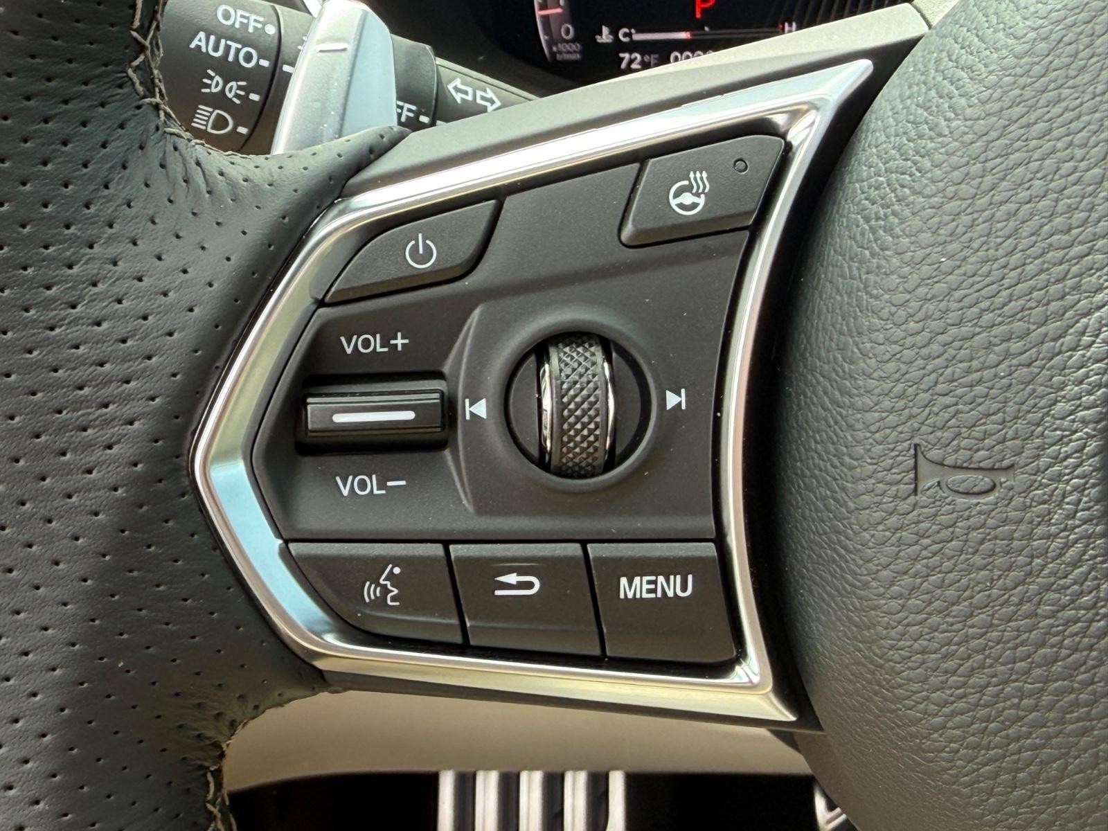 Acura MDX Vehicle Image 12