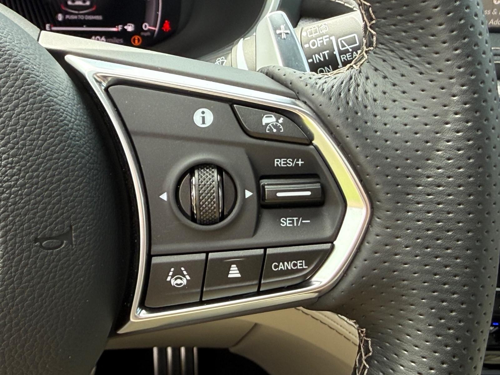 Acura MDX Vehicle Image 13