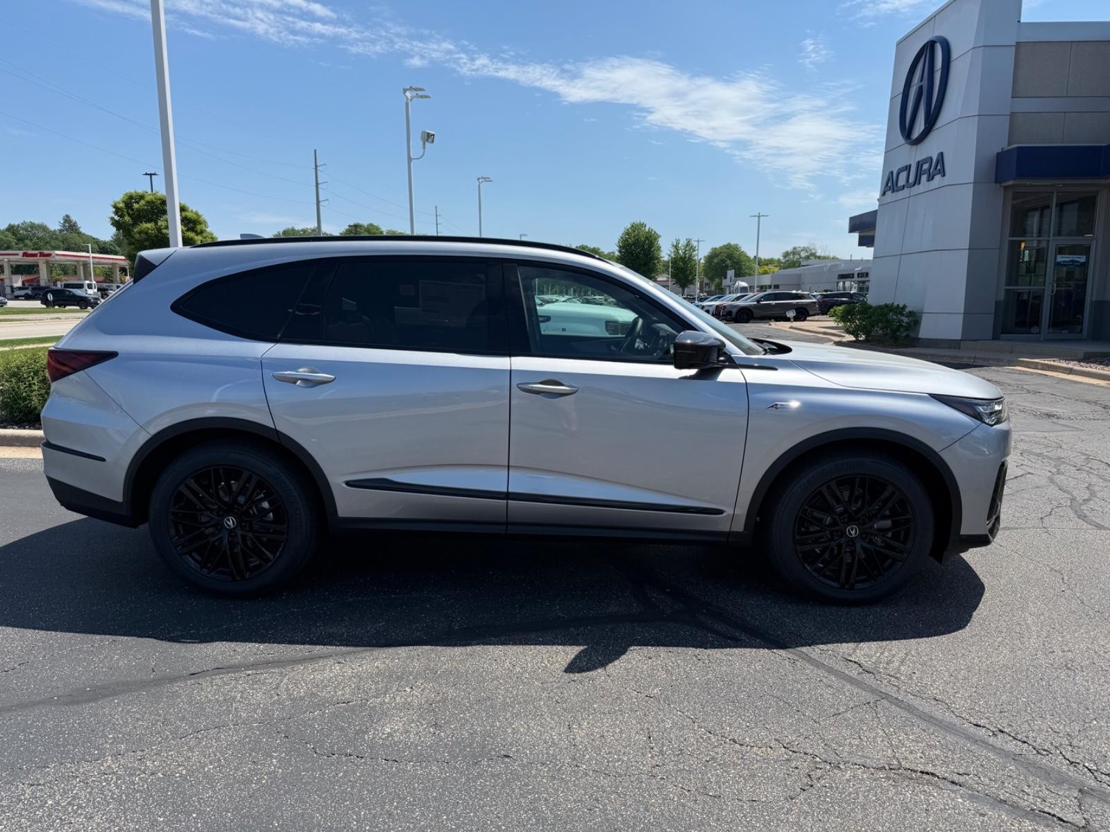 Acura MDX Vehicle Image 02