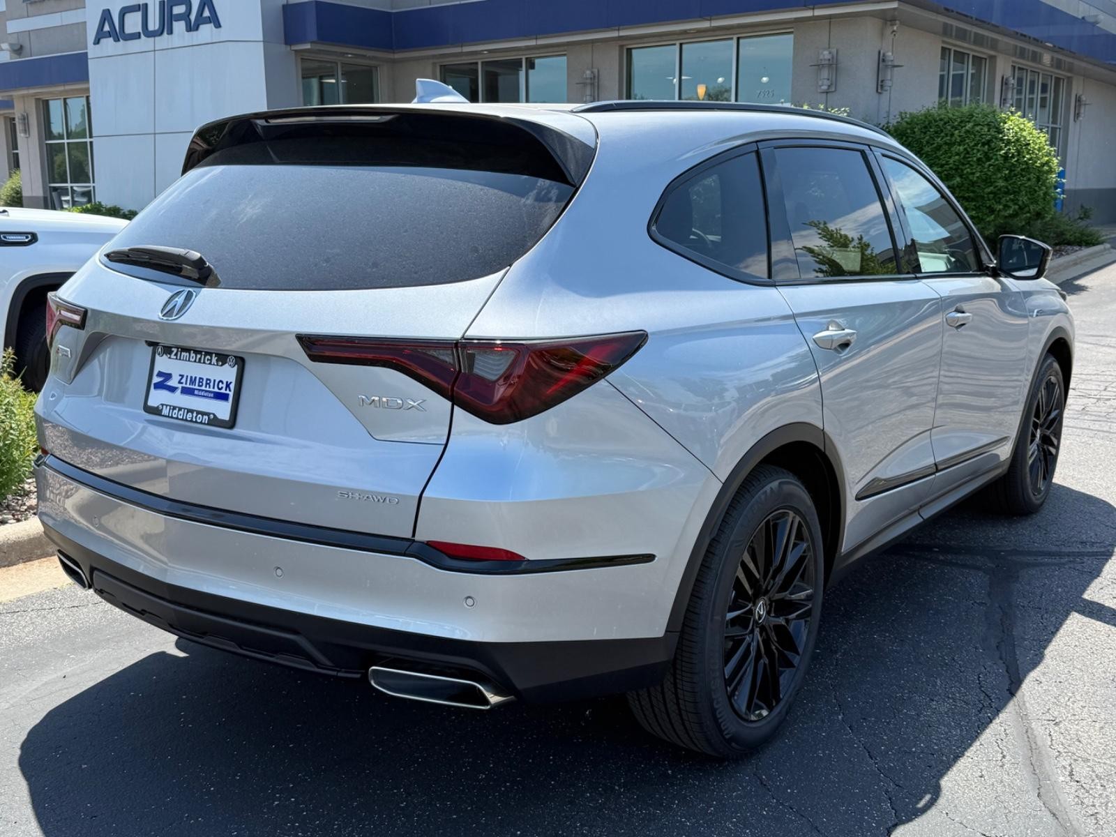 Acura MDX Vehicle Image 03