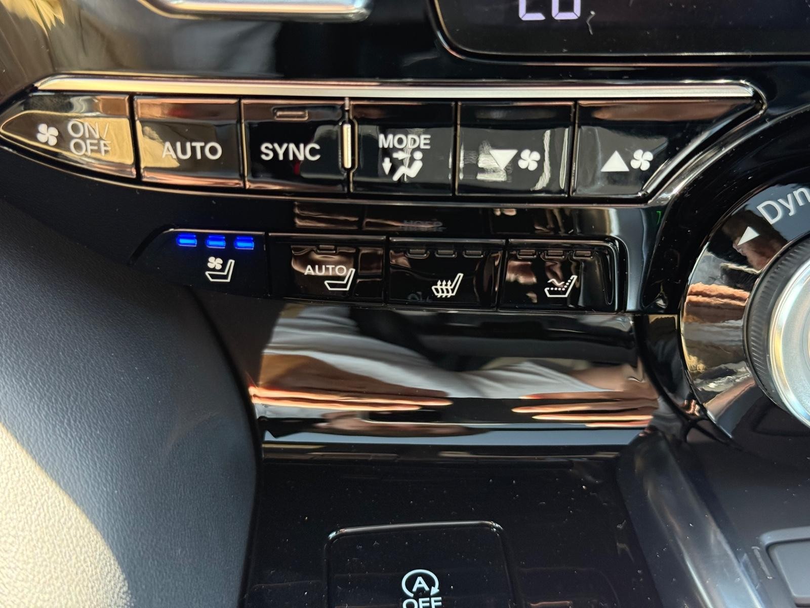 Acura MDX Vehicle Image 15