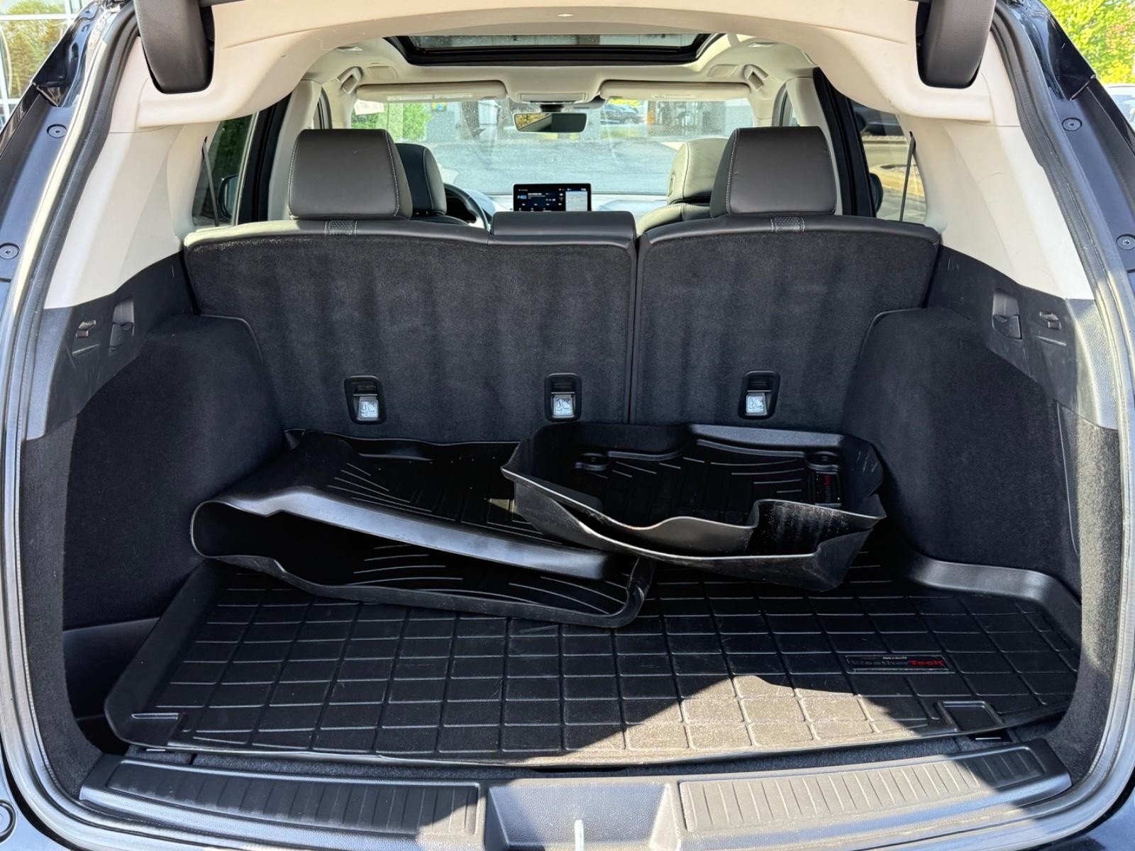 Acura RDX Vehicle Full-screen Gallery Image 05