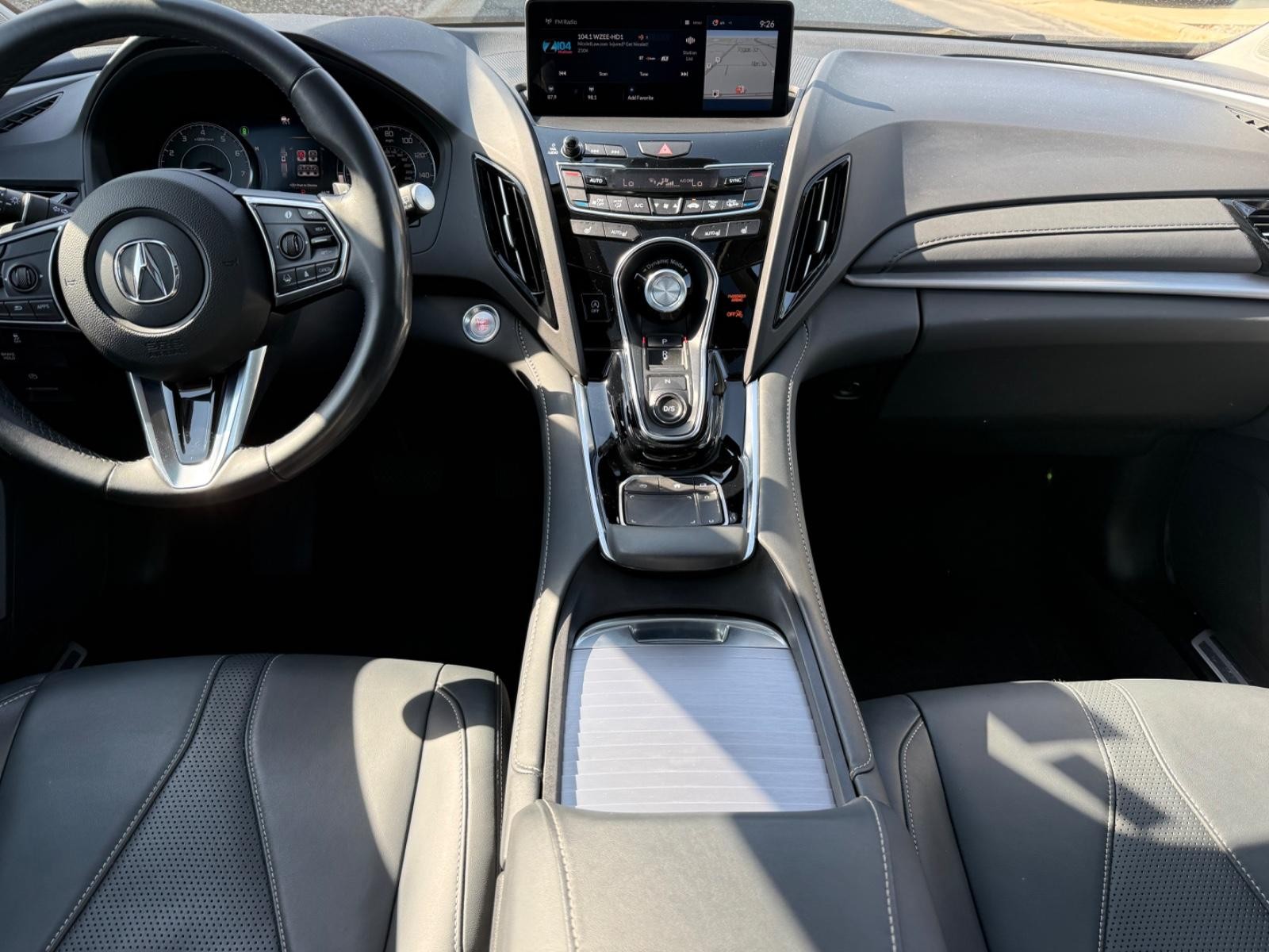 Acura RDX Vehicle Full-screen Gallery Image 11