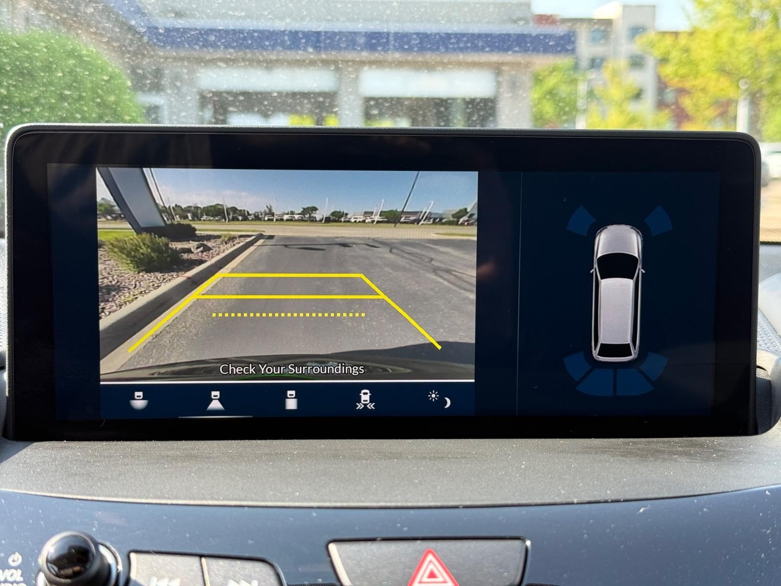 Acura RDX Vehicle Full-screen Gallery Image 20