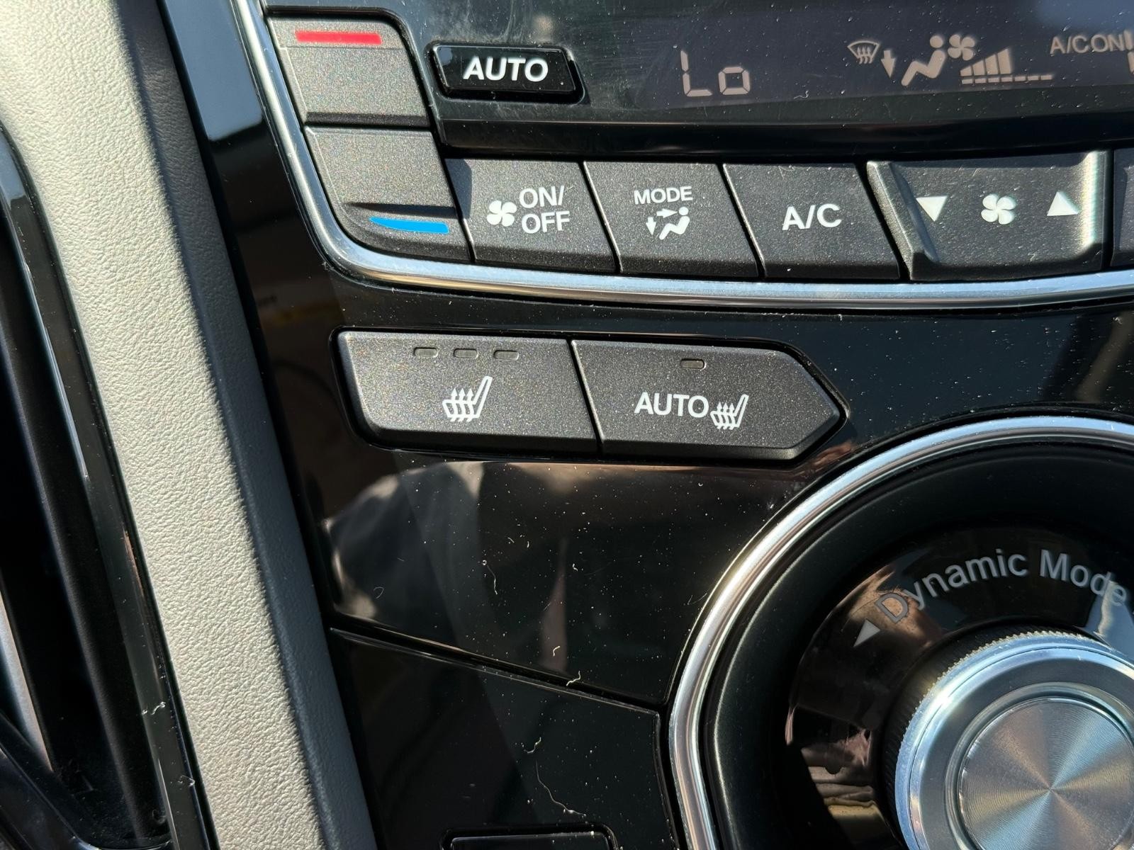 Acura RDX Vehicle Full-screen Gallery Image 21