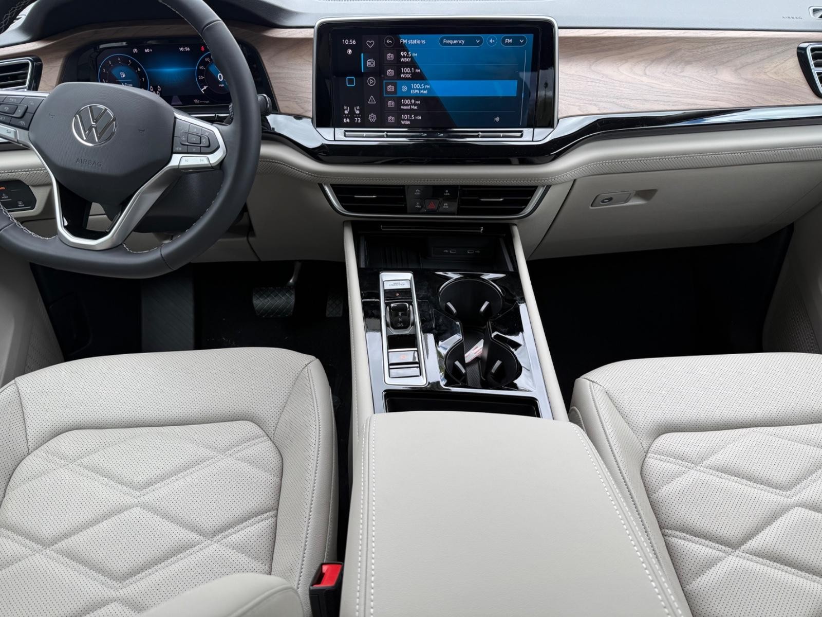 Volkswagen Atlas Vehicle Image 07