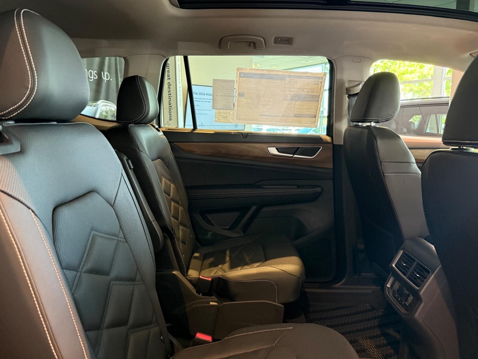 Volkswagen Atlas Vehicle Image 05