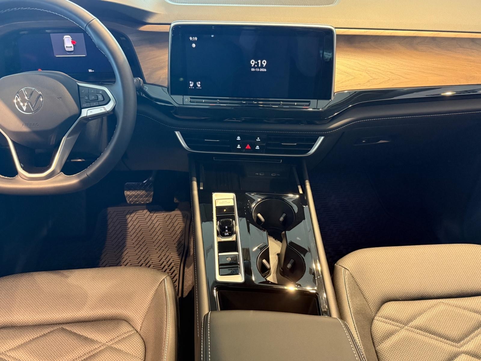 Volkswagen Atlas Vehicle Image 07