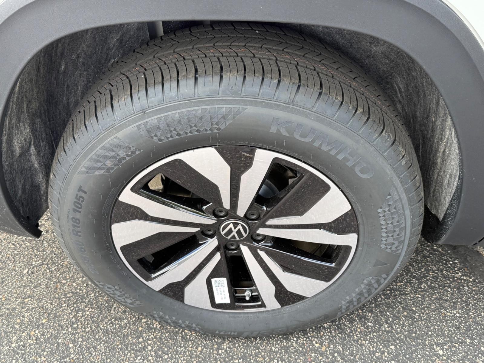 Volkswagen Atlas Vehicle Image 04