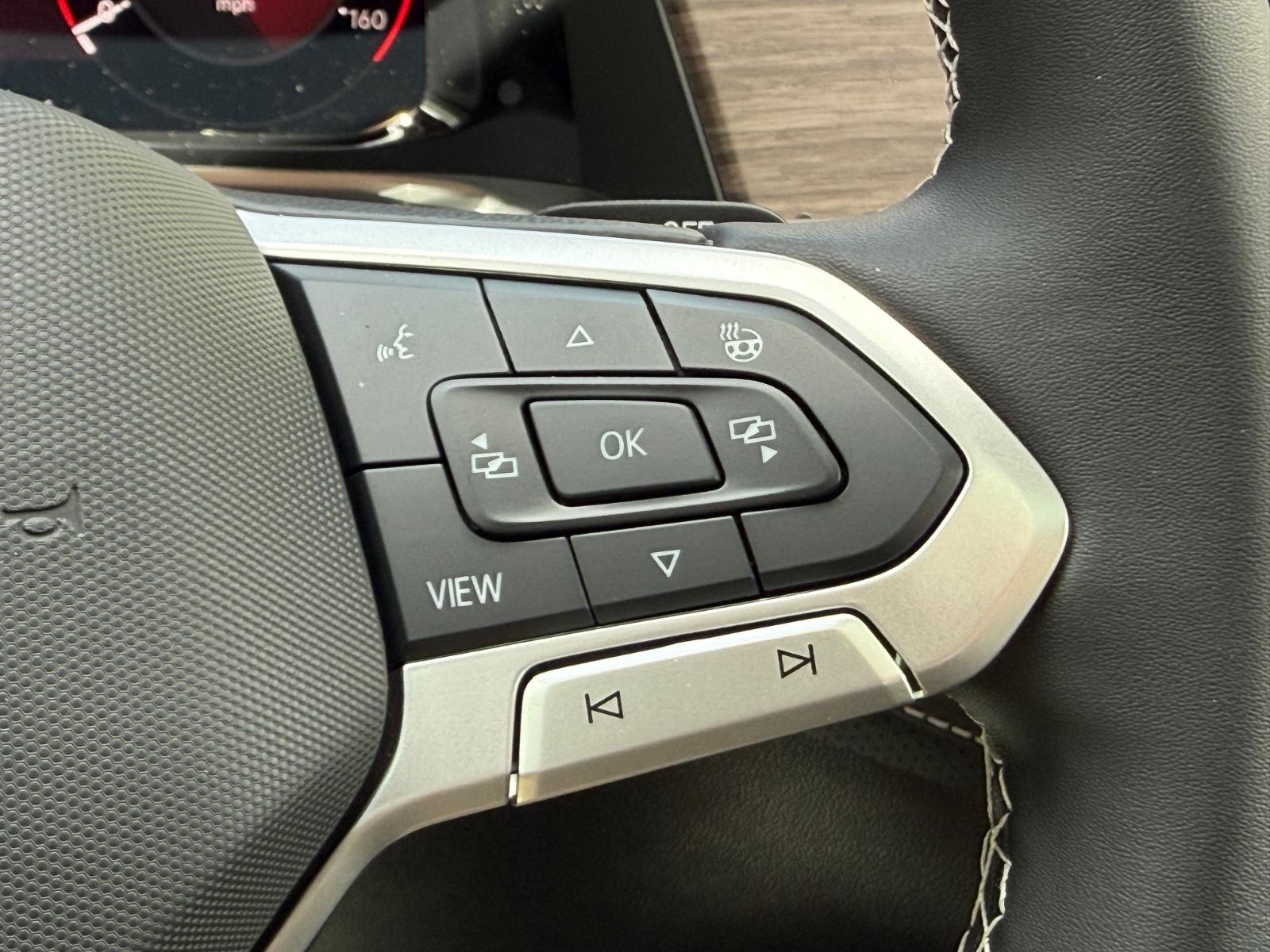 Volkswagen Atlas Vehicle Image 12