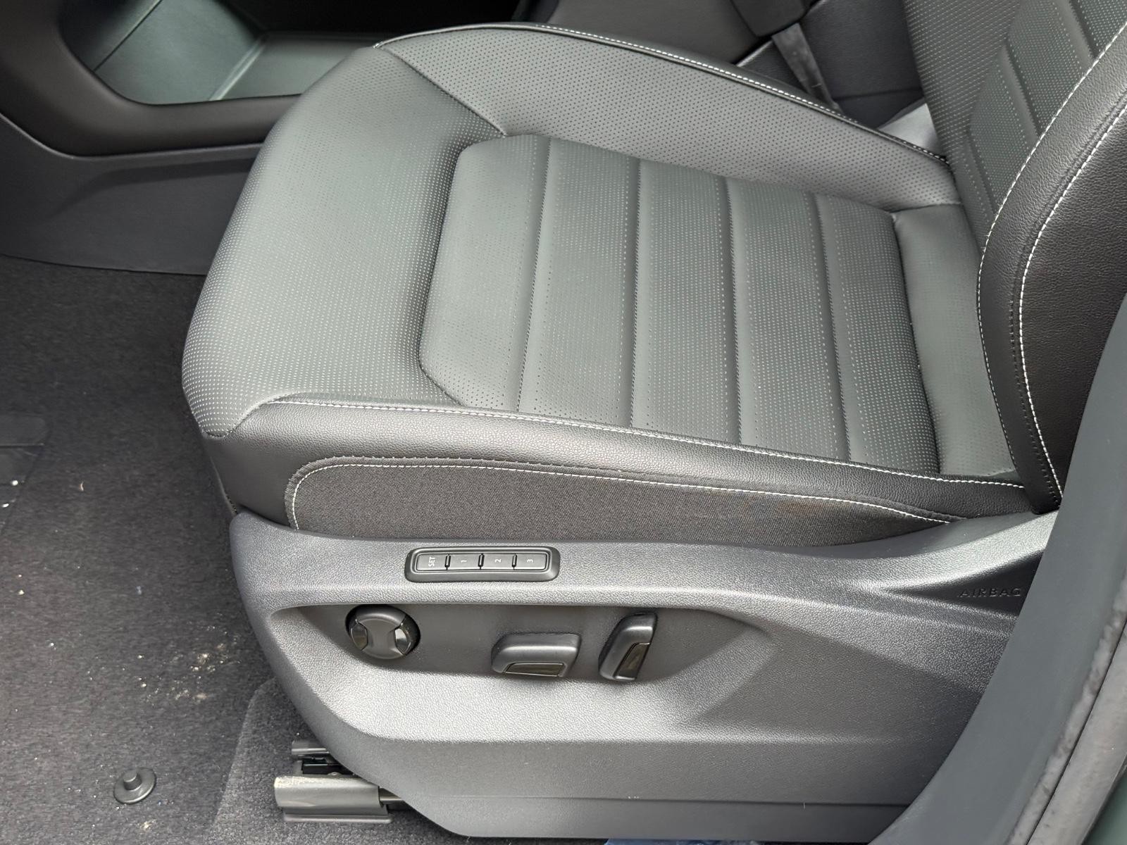Volkswagen Atlas Vehicle Image 17