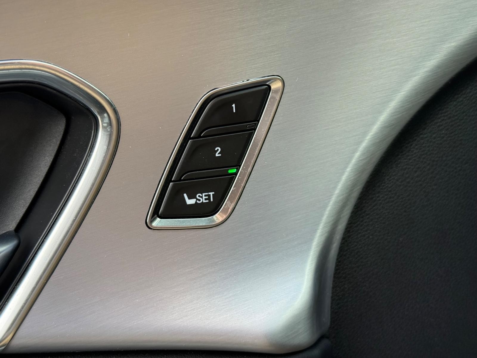 Acura RDX Vehicle Image 17
