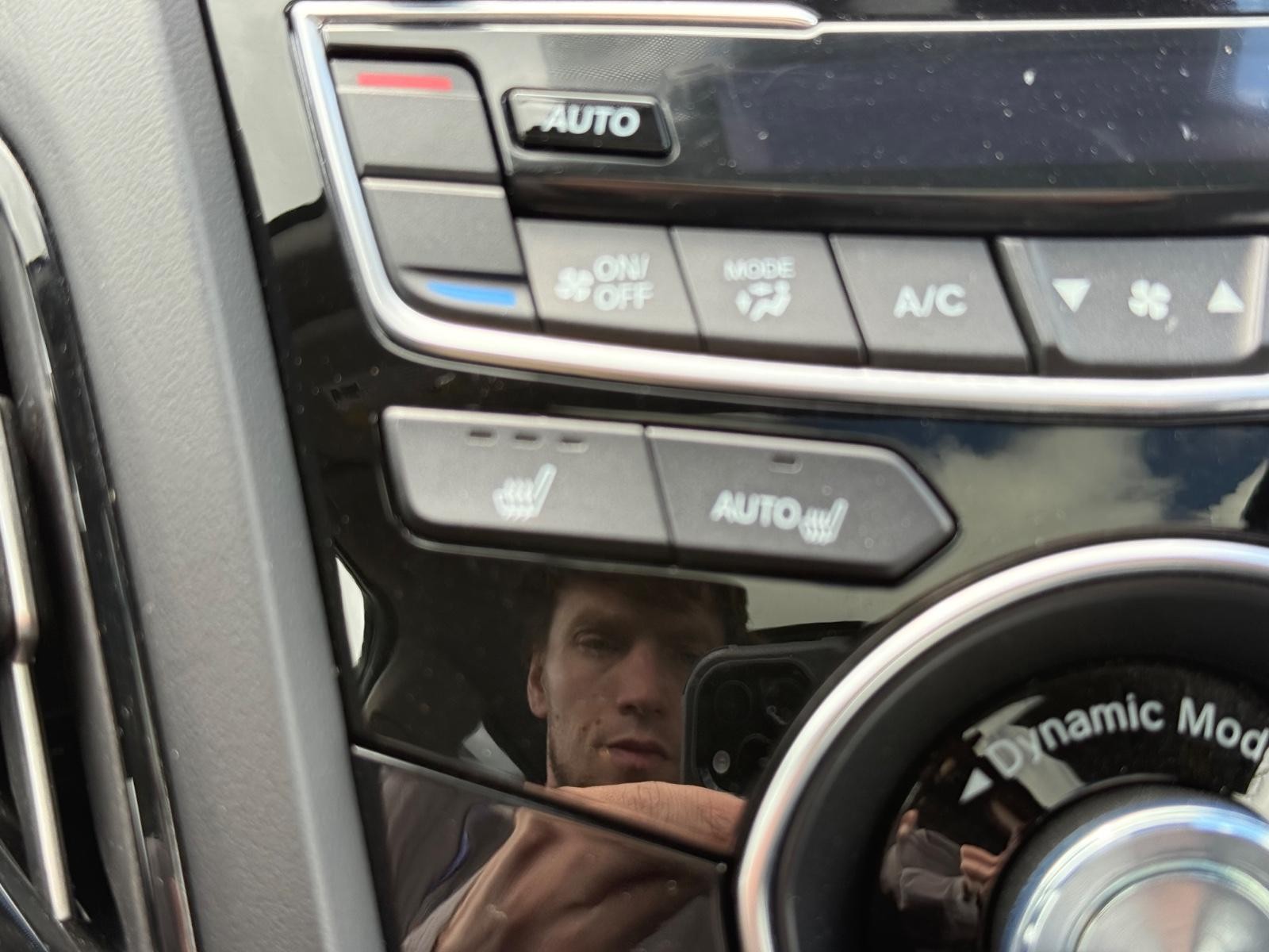 Acura RDX Vehicle Image 22