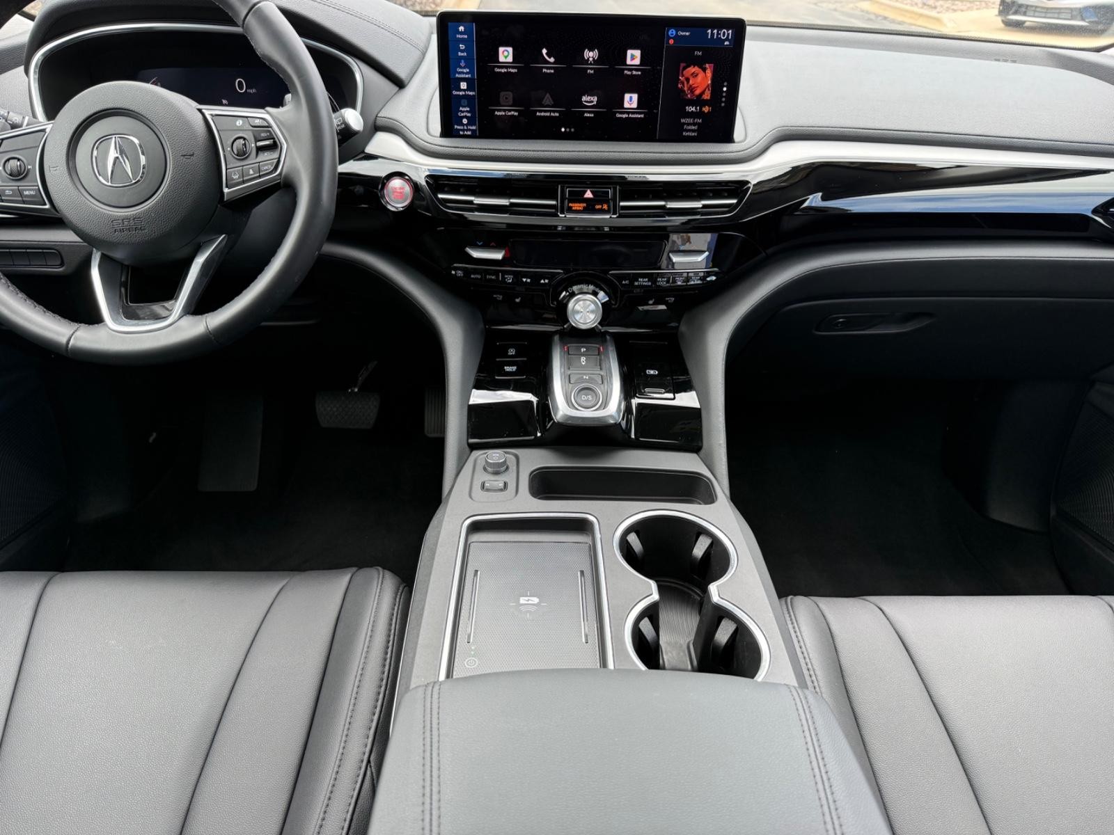 Acura MDX Vehicle Image 11